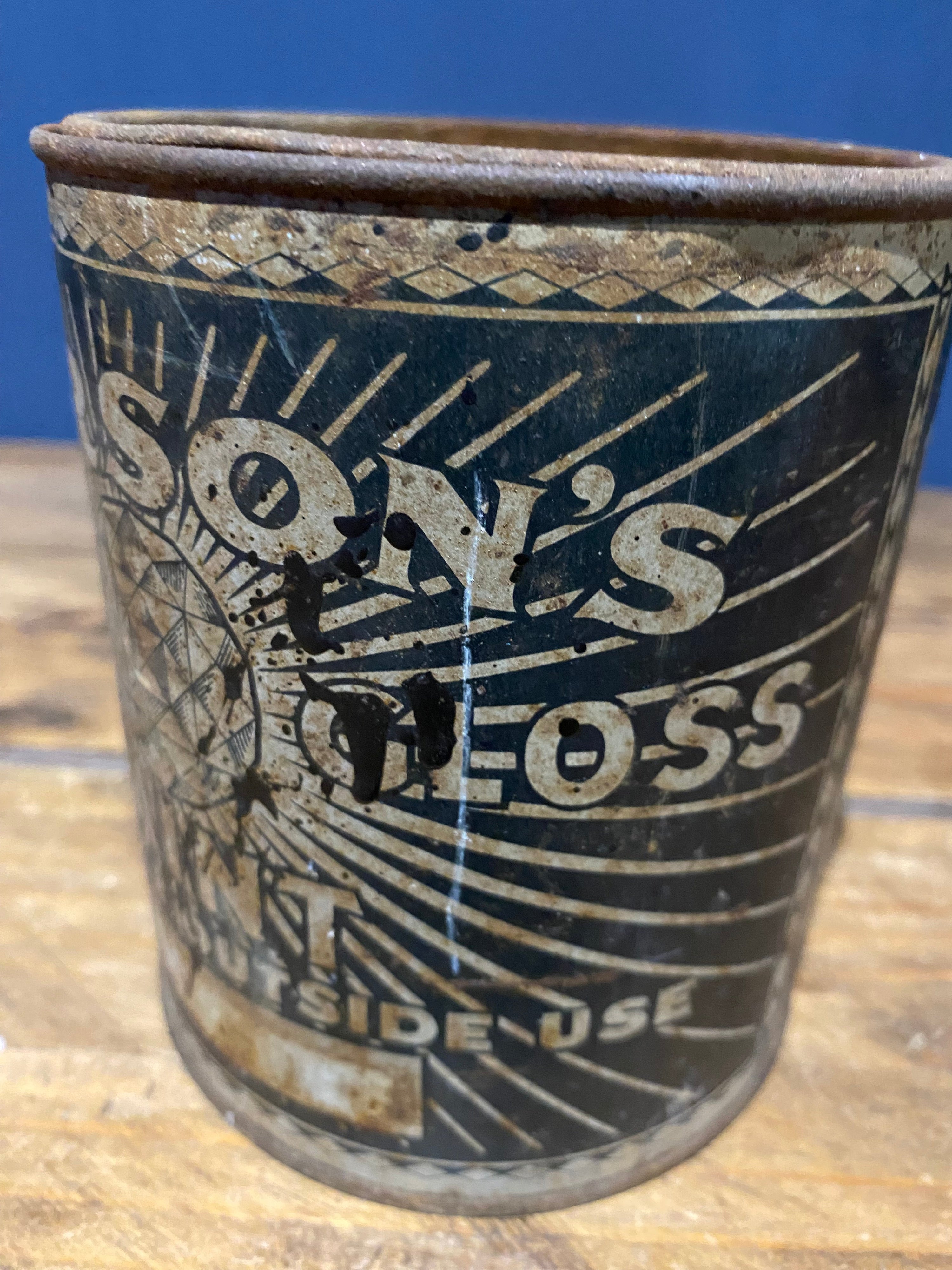Antique / Vintage. Rare Carson’s Paint Tin , Full , As Found Condition