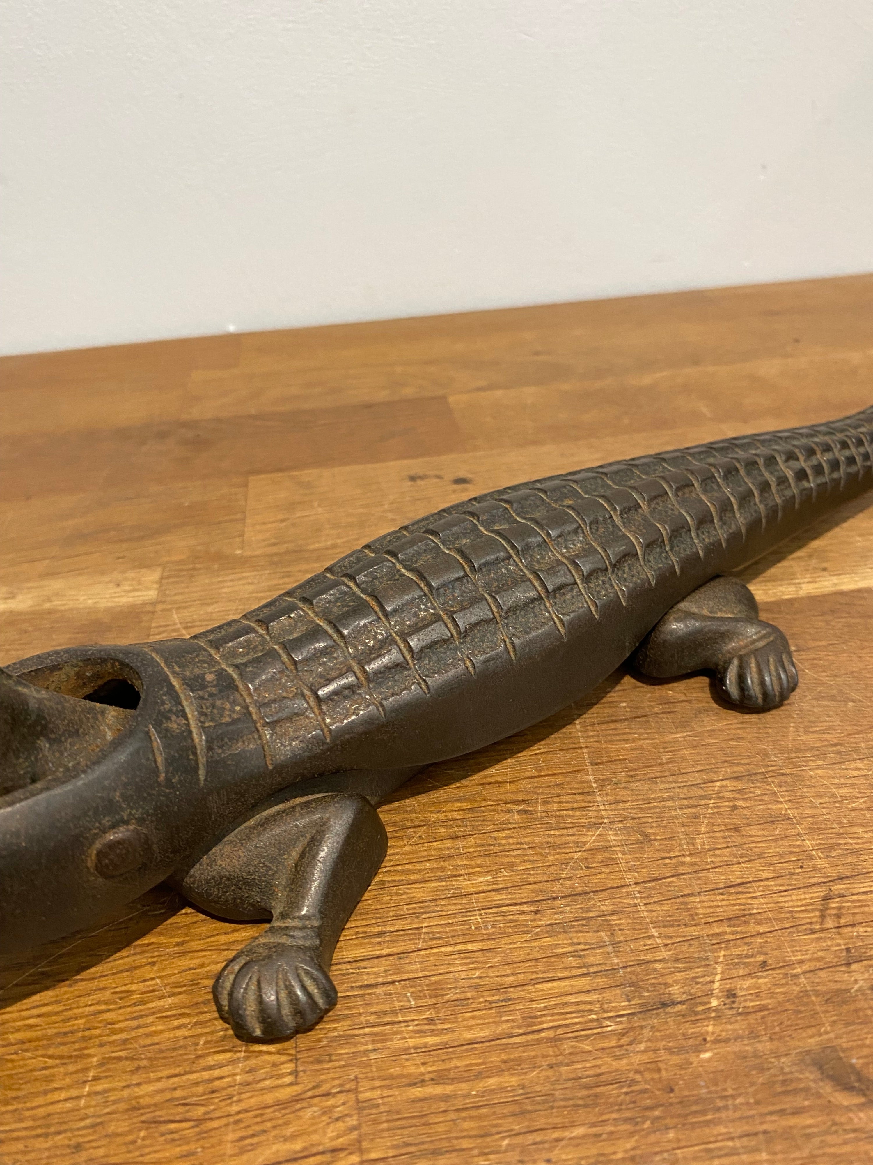 Vintage Nestor Cast Alligator/ Crocodile Nut Cracker. 15.5 Inches Long