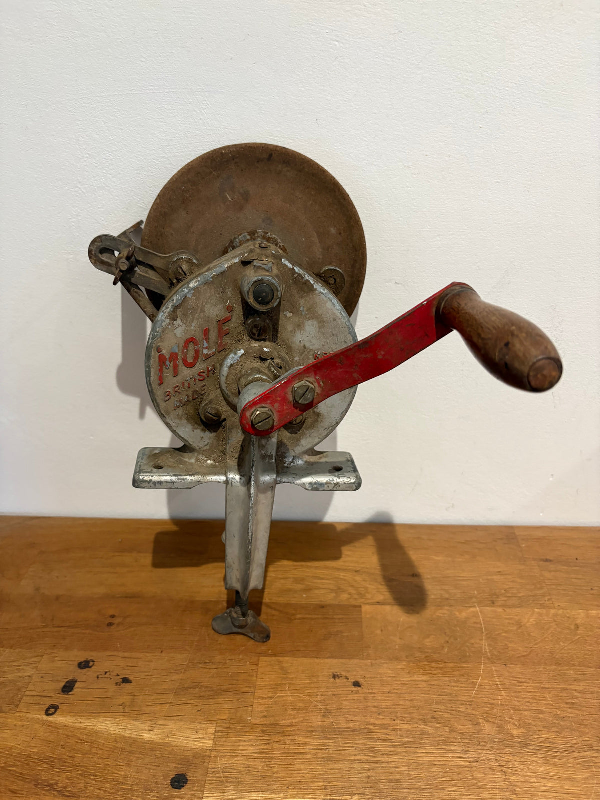 VINTAGE HAND-CRANK BENCH GRINDER/SHARPENER BY MOLE