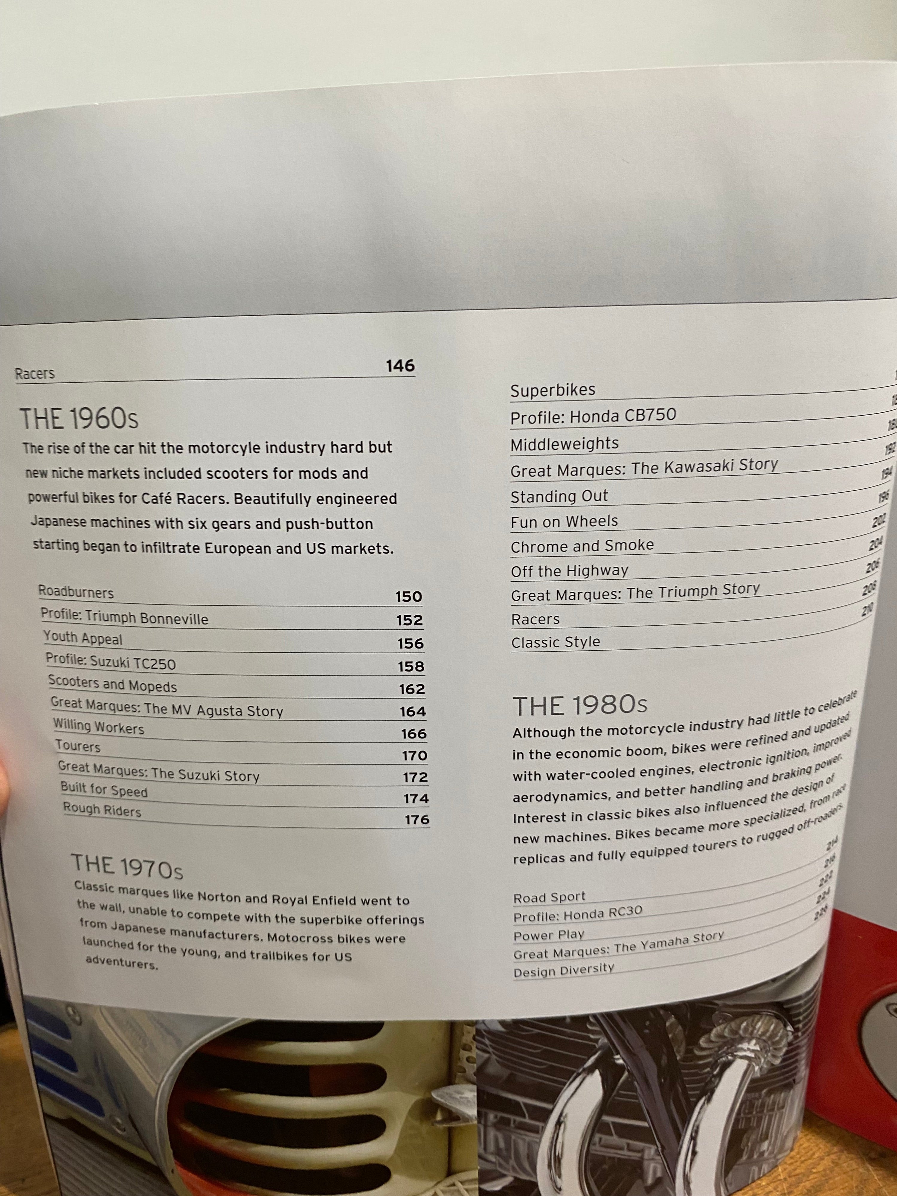 DK The motorbike book , the definitive visual history. Paperback
