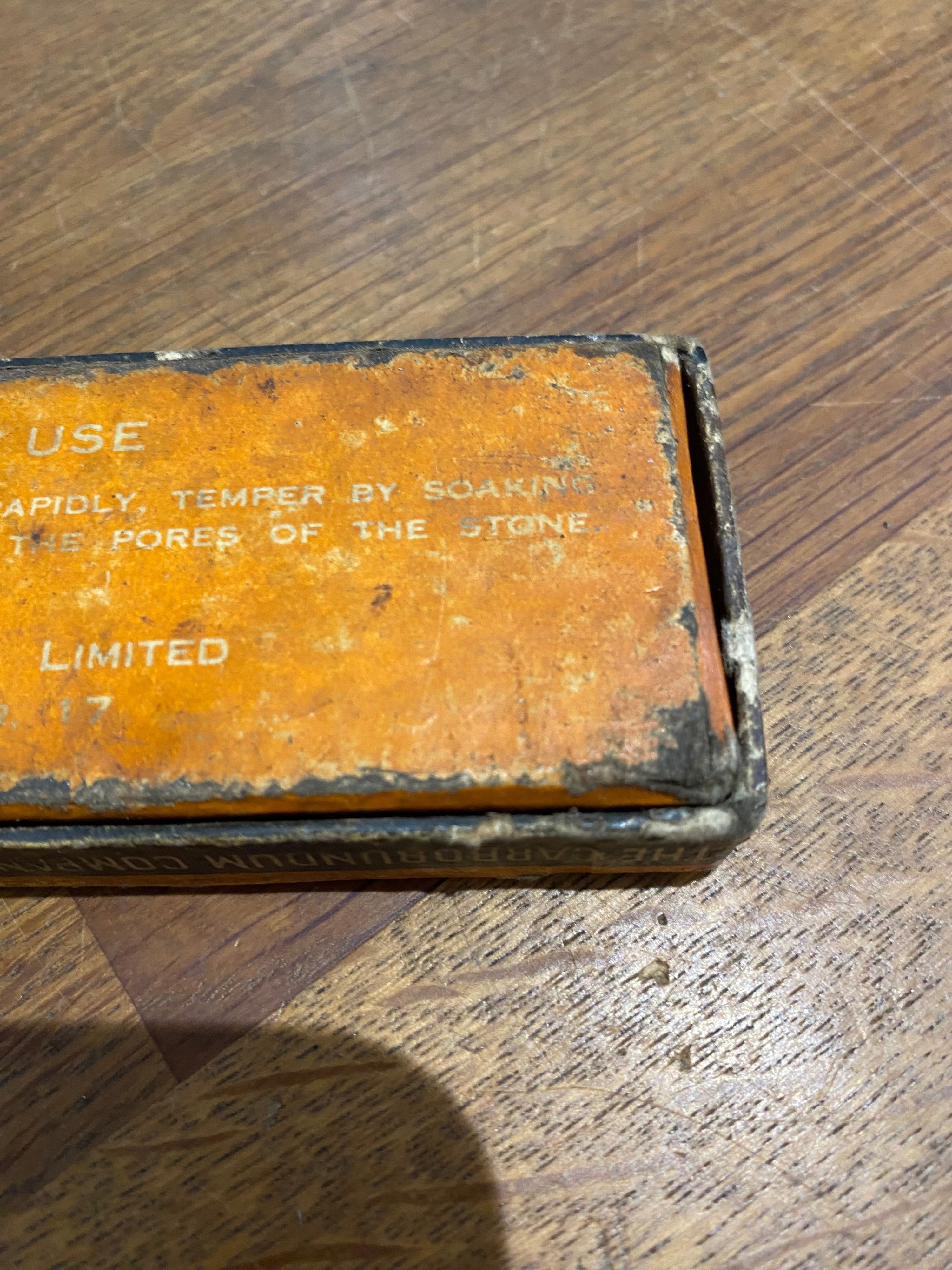 Vintage Carborundum Silicone Carbide Sharpening Stone