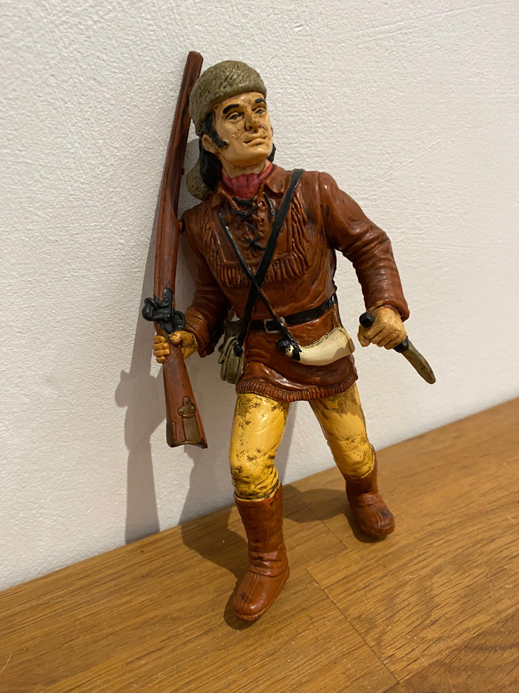 Vintage Comansi Wild West Series Davy Crocket Figure , 7 Inches , Plastic