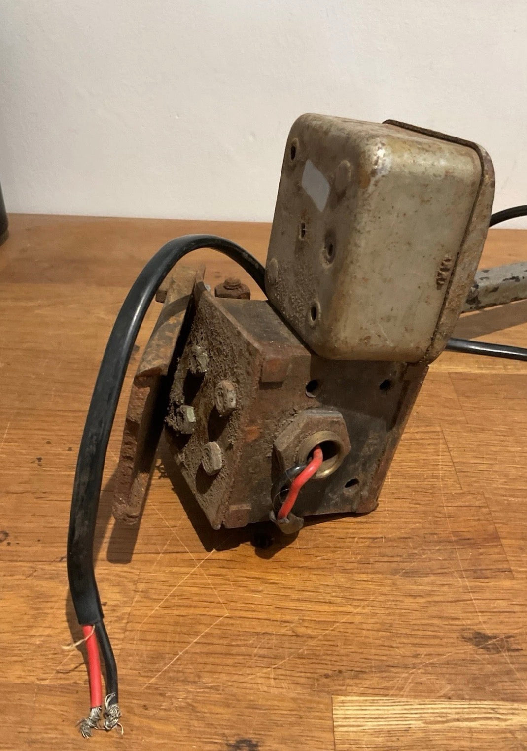 Vintage Industrial 3 Arm Machinists Engineers Bench Lamp / Light
