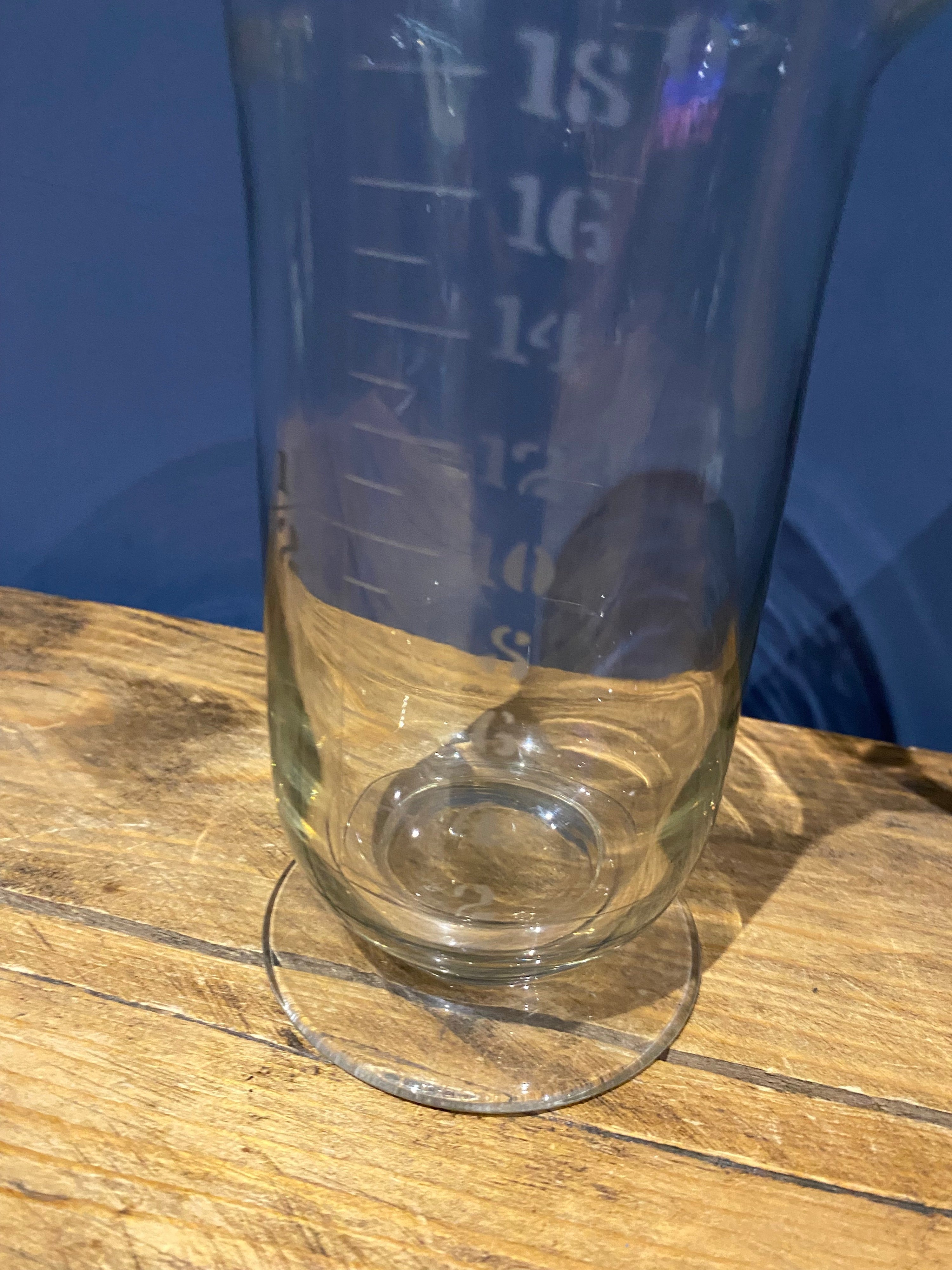 Vintage Apothecary Glass Pint Measuring Beaker / Jug