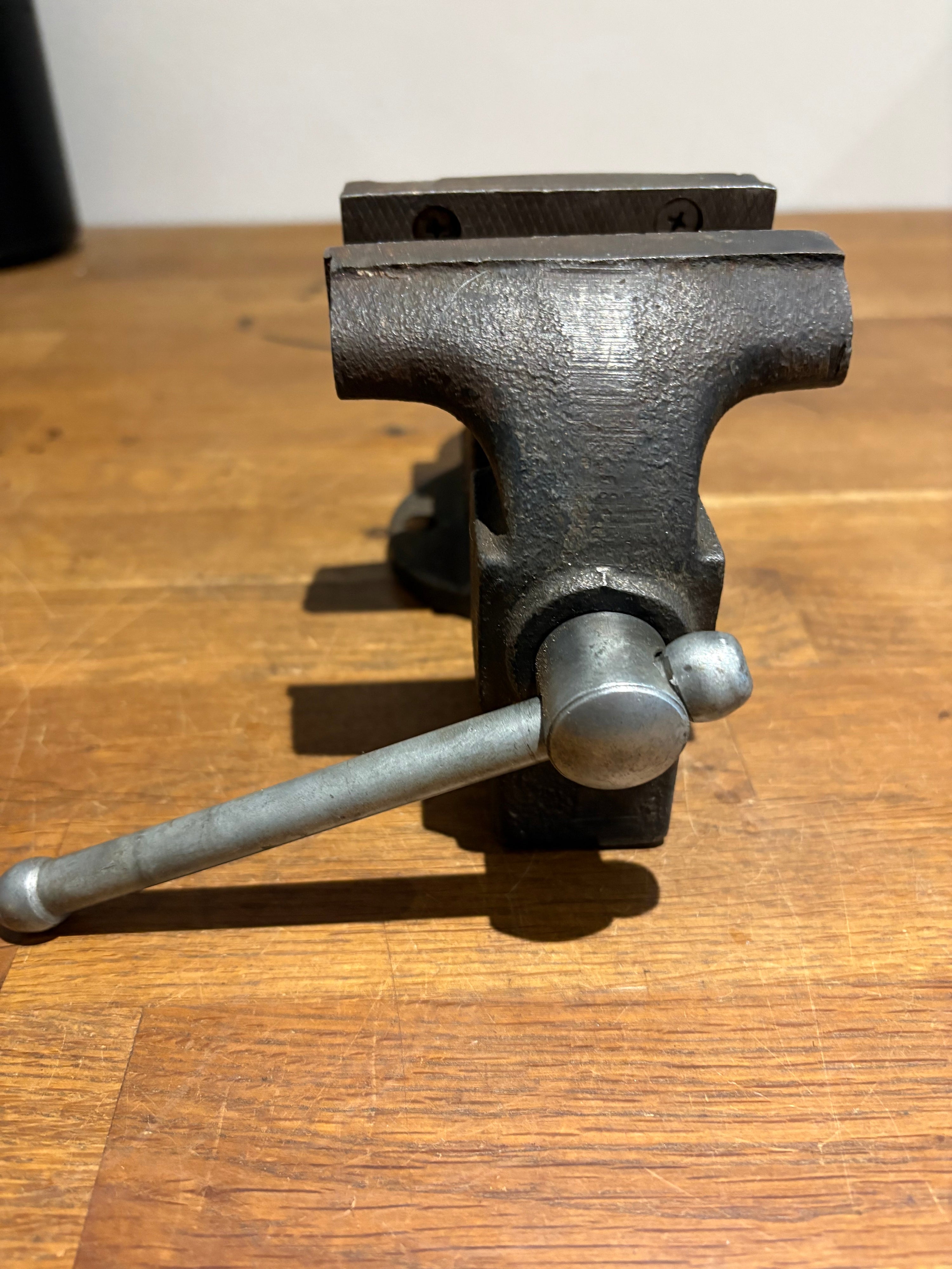 Vintage Hilka Bench Vice , 3.5” Jaws , Made In Japan
