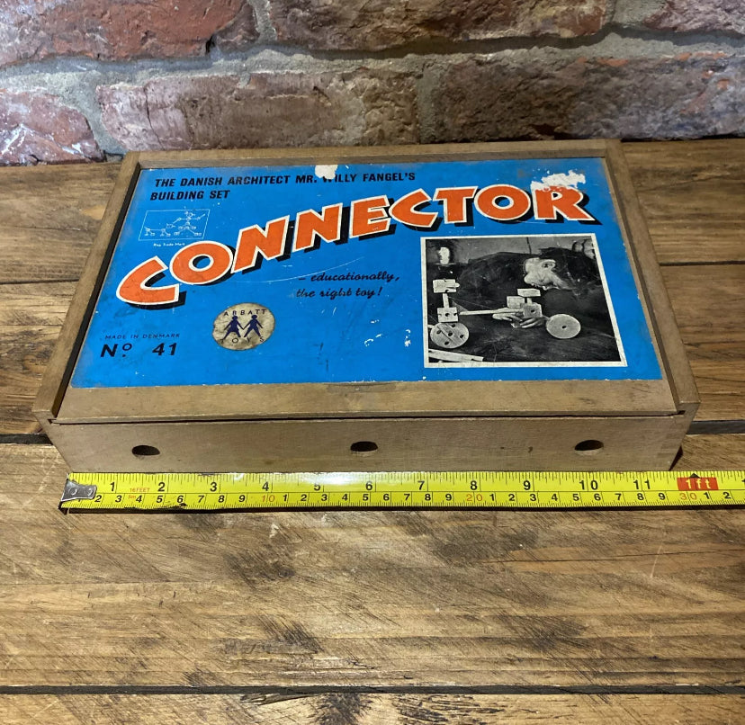 Danish Architect Willy Fangel’s Connector Set No. 41, Building Set, Abbatt Toys by Wilson Fox Antiques
