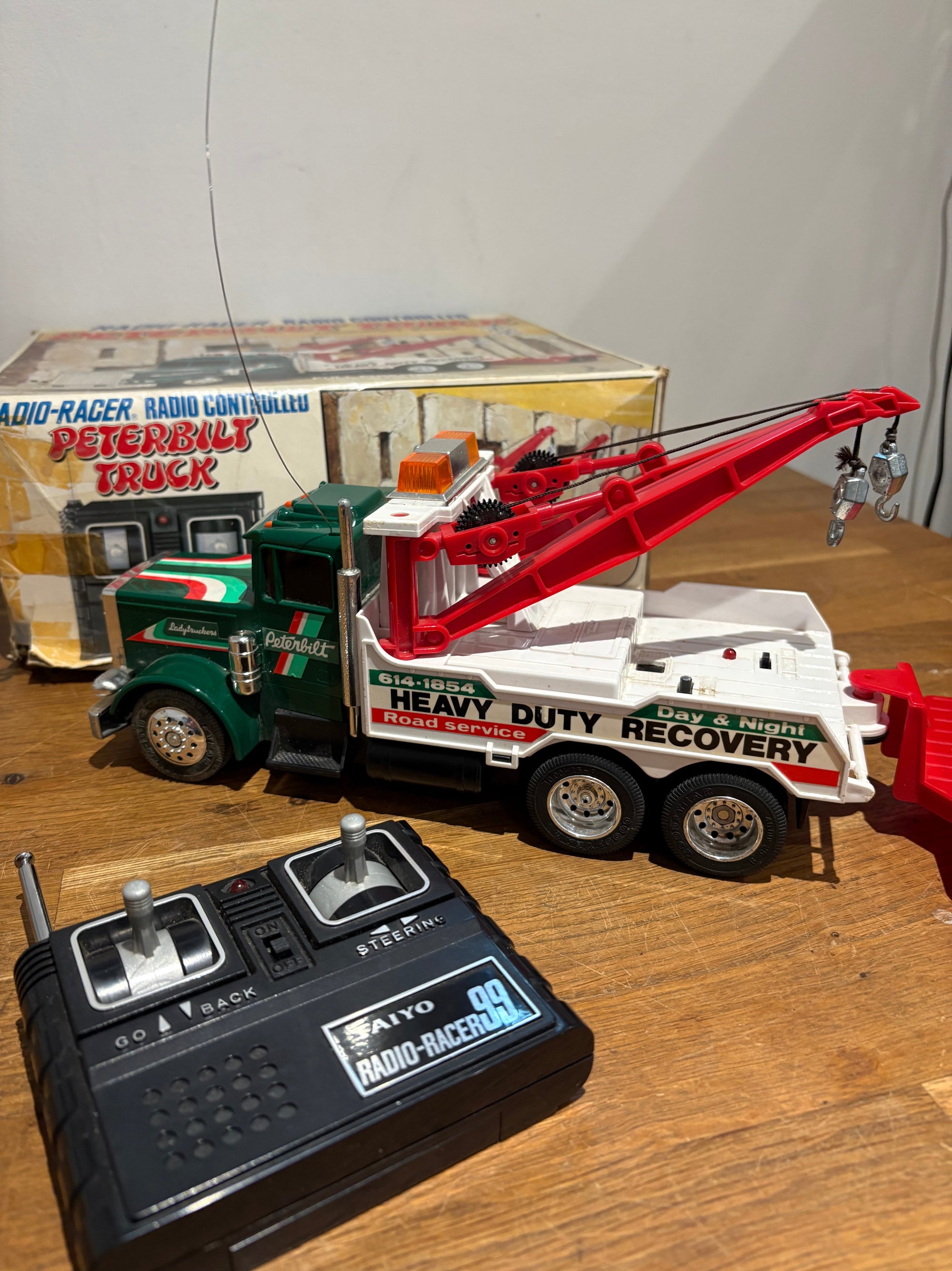 Taiyo , Peterbilt Truck , Radio-racer , Radio Controlled , Spares Or Repairs.