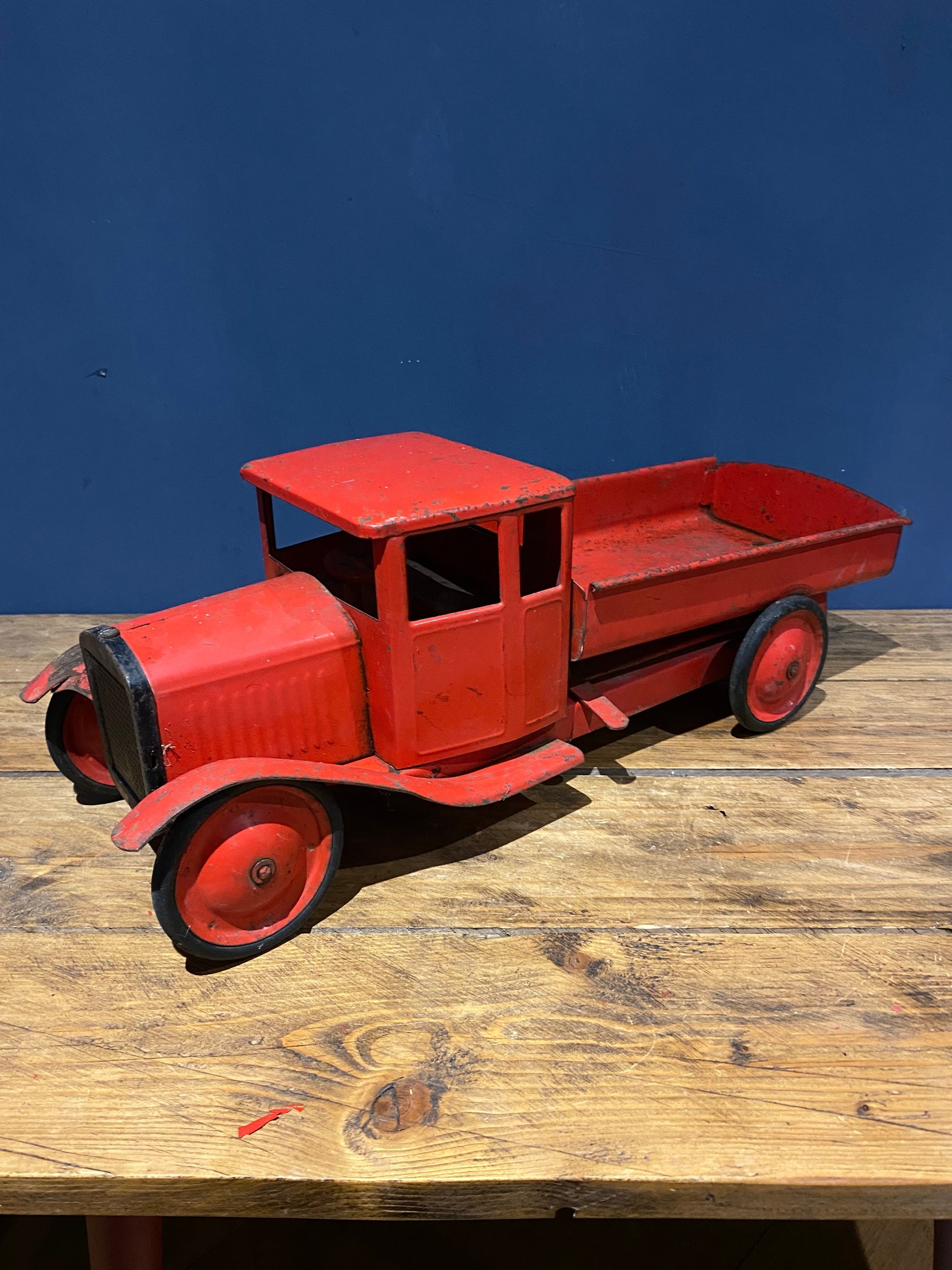 Early Triang Large Pressed Steel Tipper Truck , 1930’s