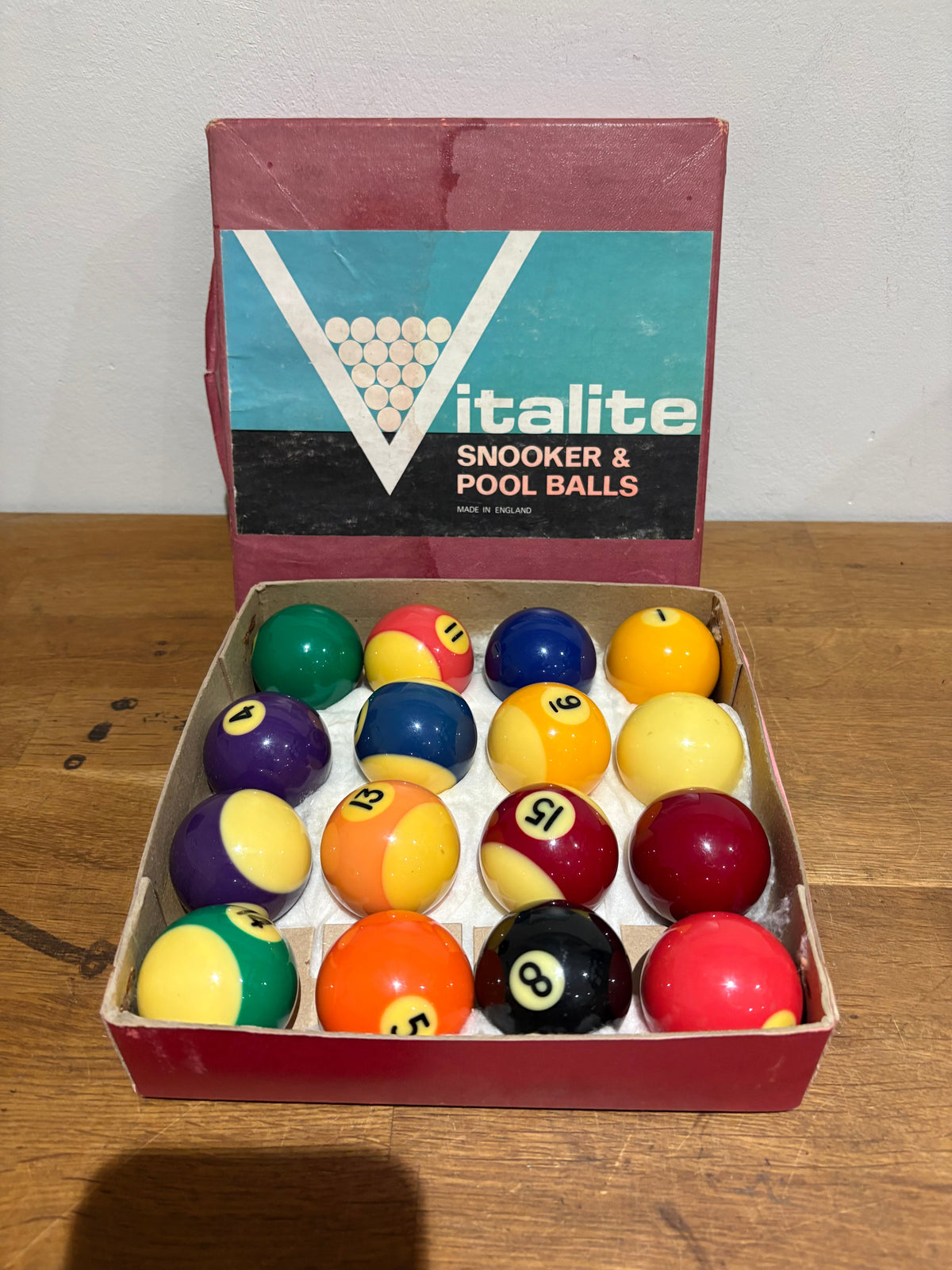 Vintage Vitalite Pool Ball Set , 1.7/8 Size .