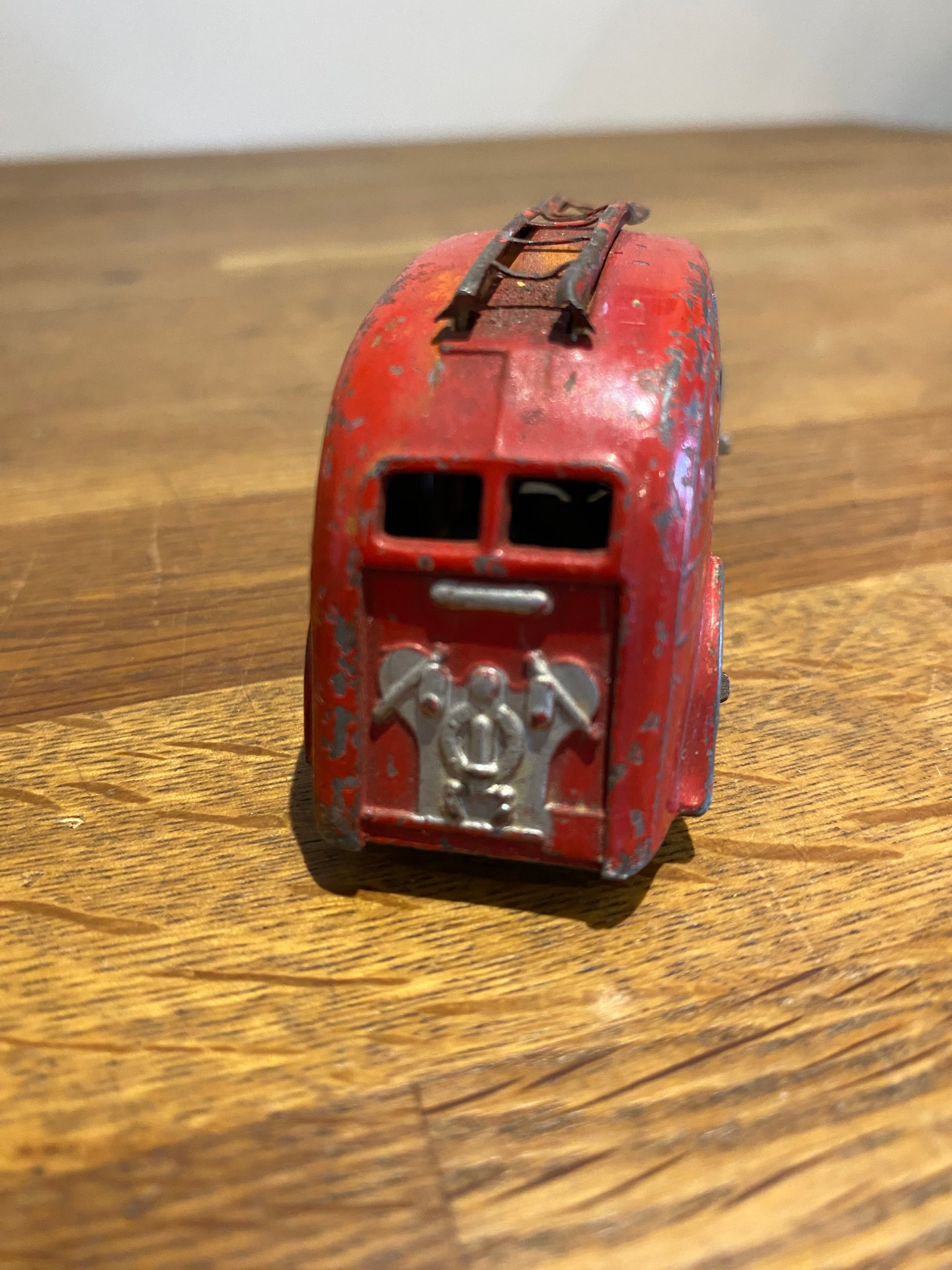 Vintage Early Dinky Toys Diecast Fire Engine
