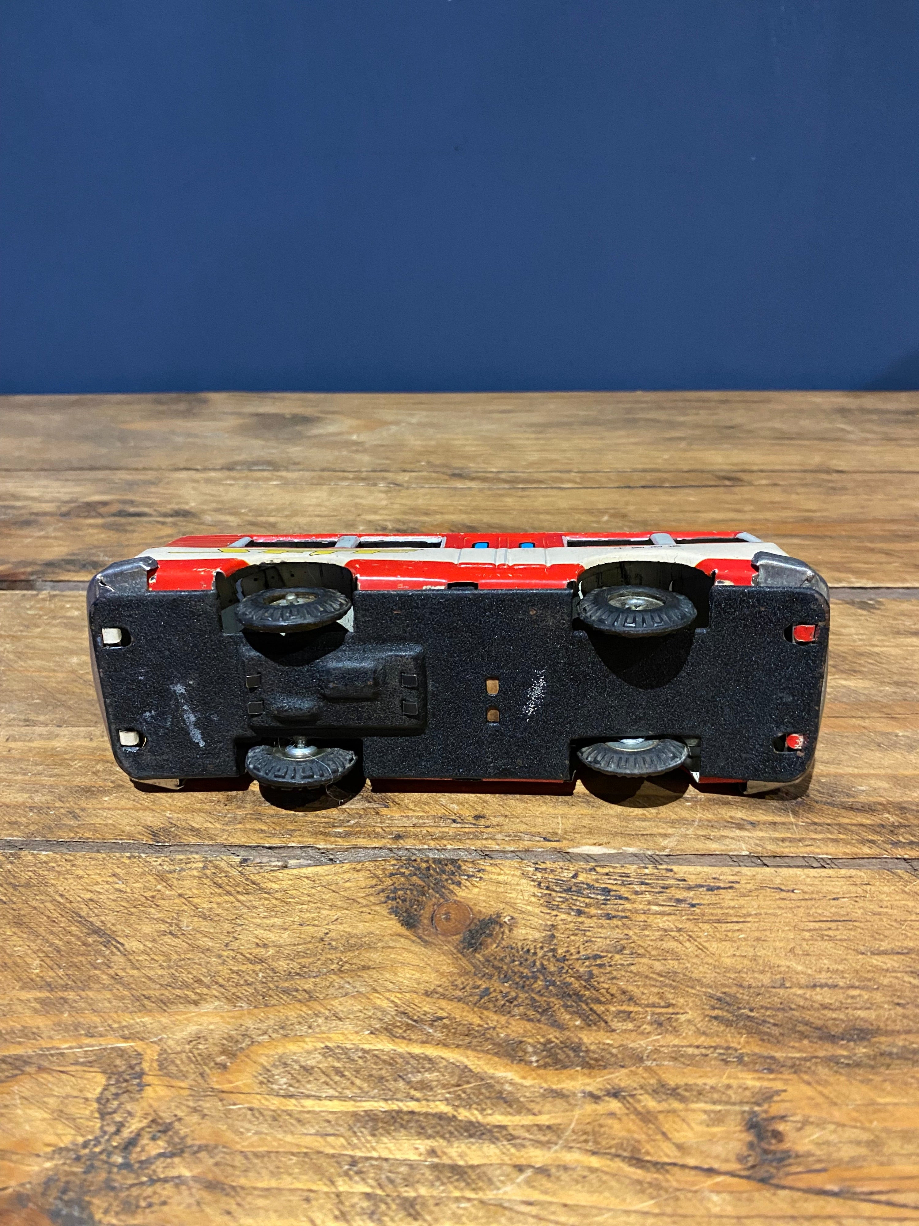 Vintage Tinplate SFTF , Made In China , Tinplate Bus