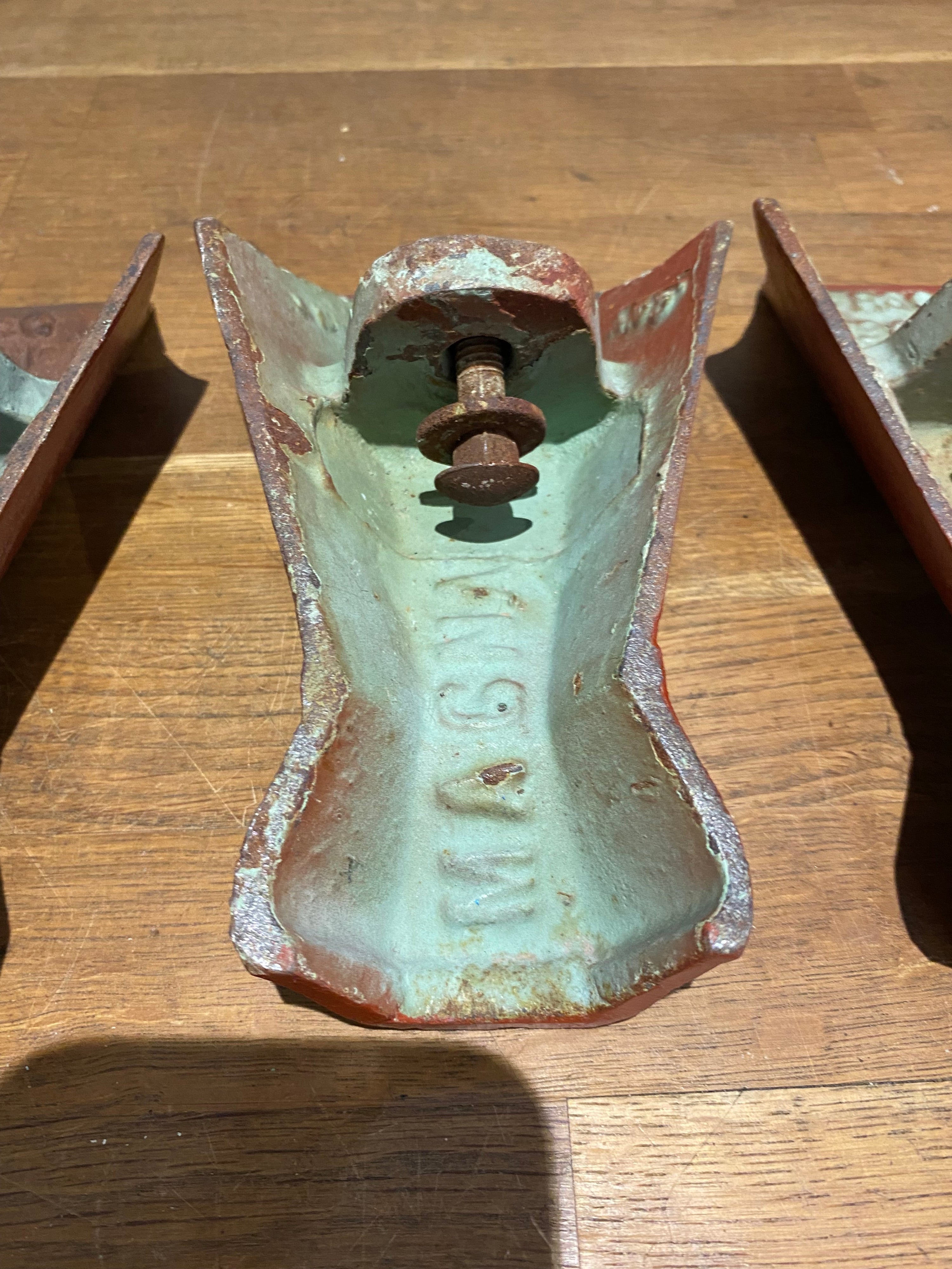 Vintage Magna 794106 Cast Iron Bath Feet/ Legs