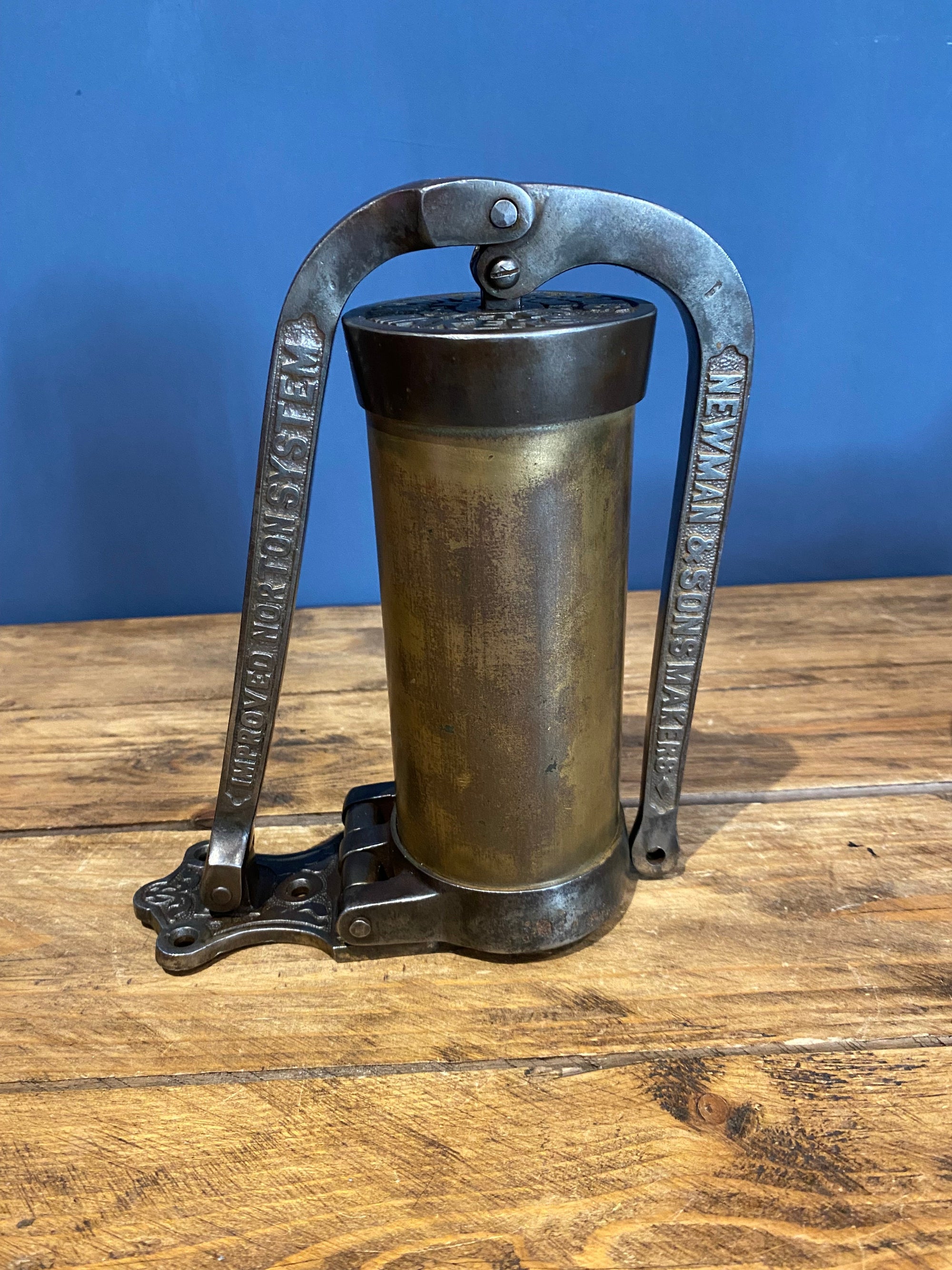 Newton & Sons , Improved Norton System, Pneumatic Door Closer