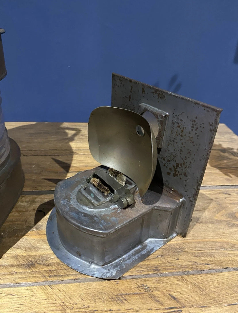 Antique/ Vintage Masthead Patt 25A, Birmingham Engineering Company Lamp