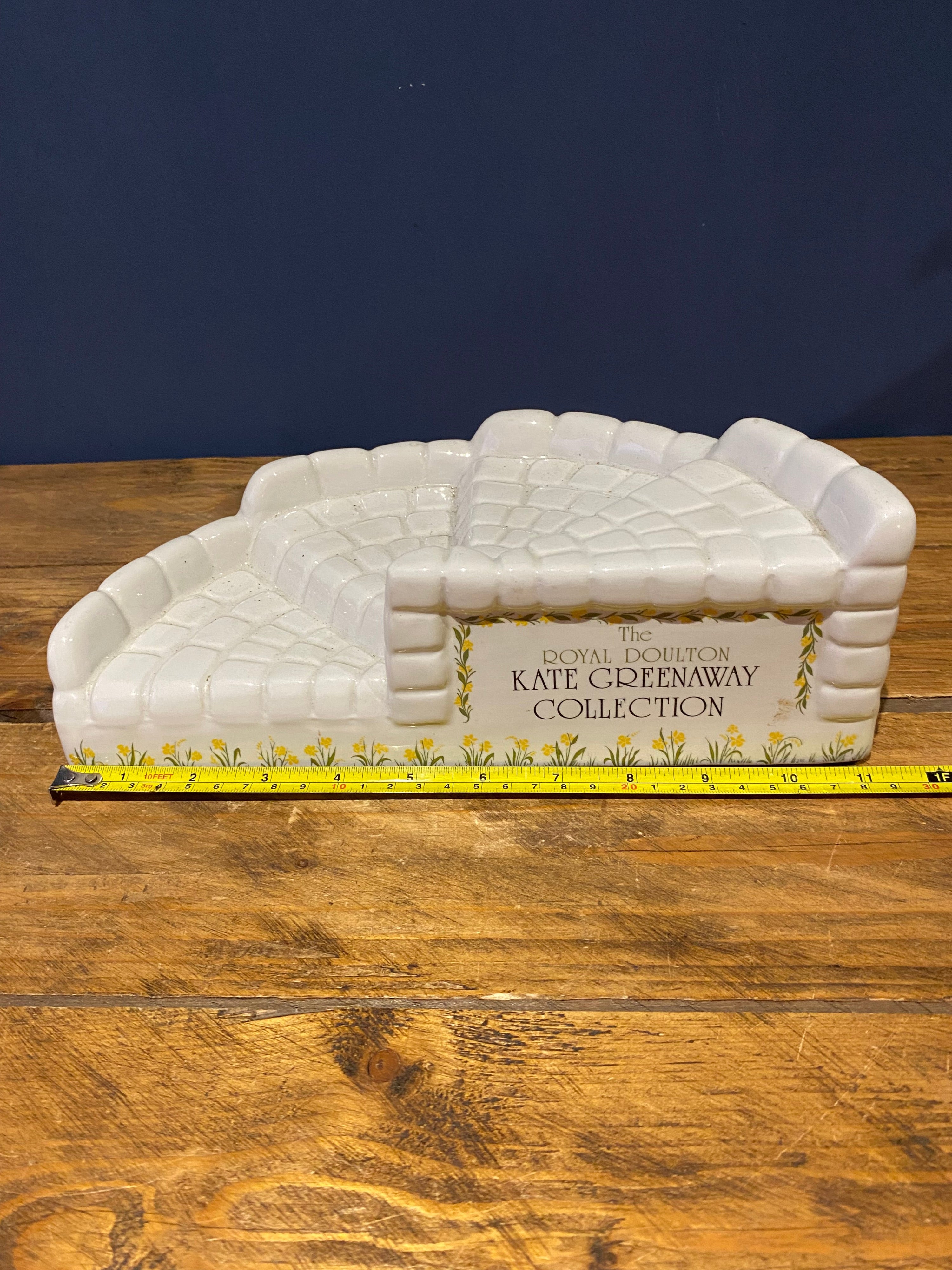 Royal Doulton, Kate Greenaway Collection, Ceramic Display Stand