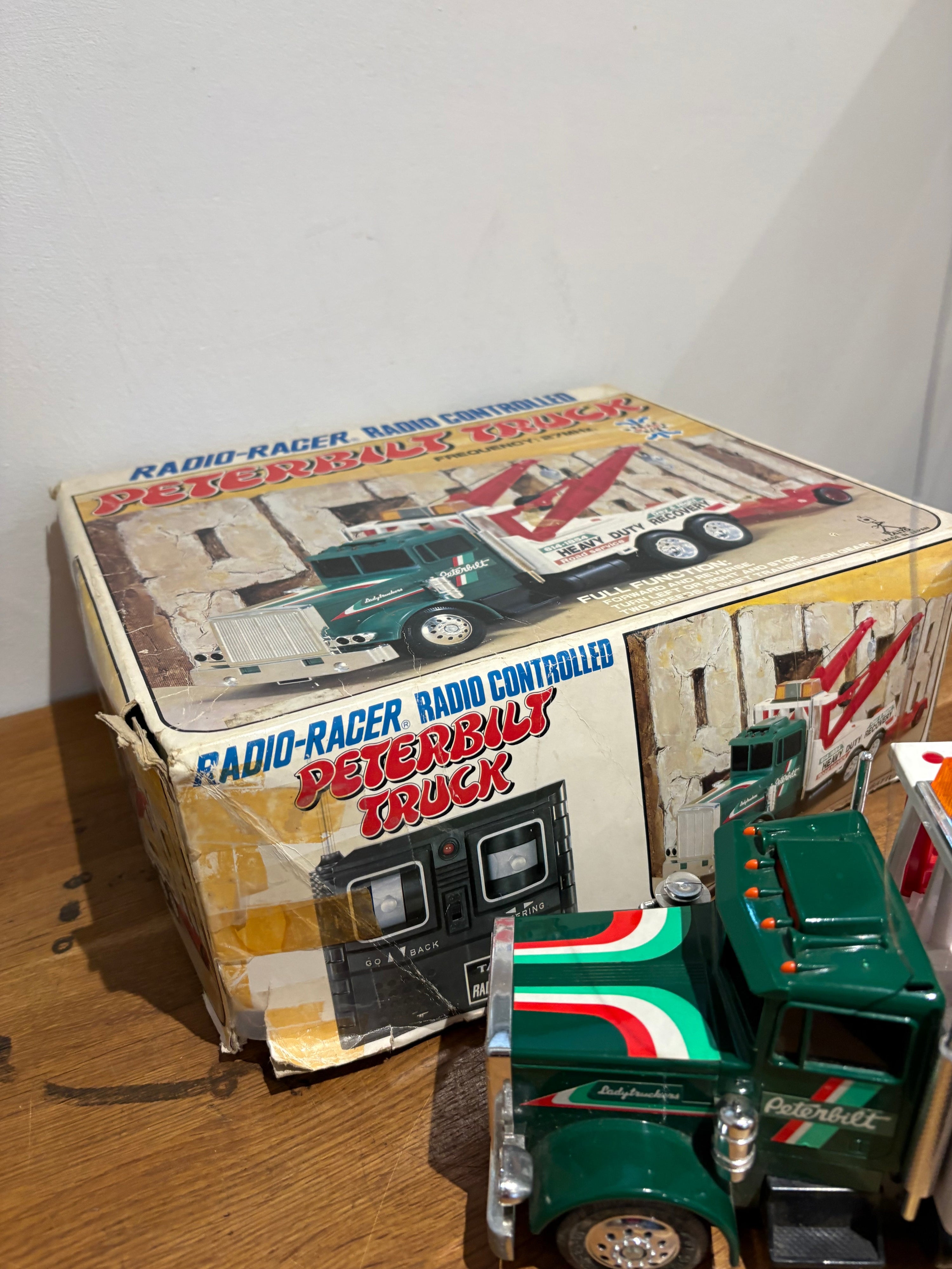 Taiyo , Peterbilt Truck , Radio-racer , Radio Controlled , Spares Or Repairs.