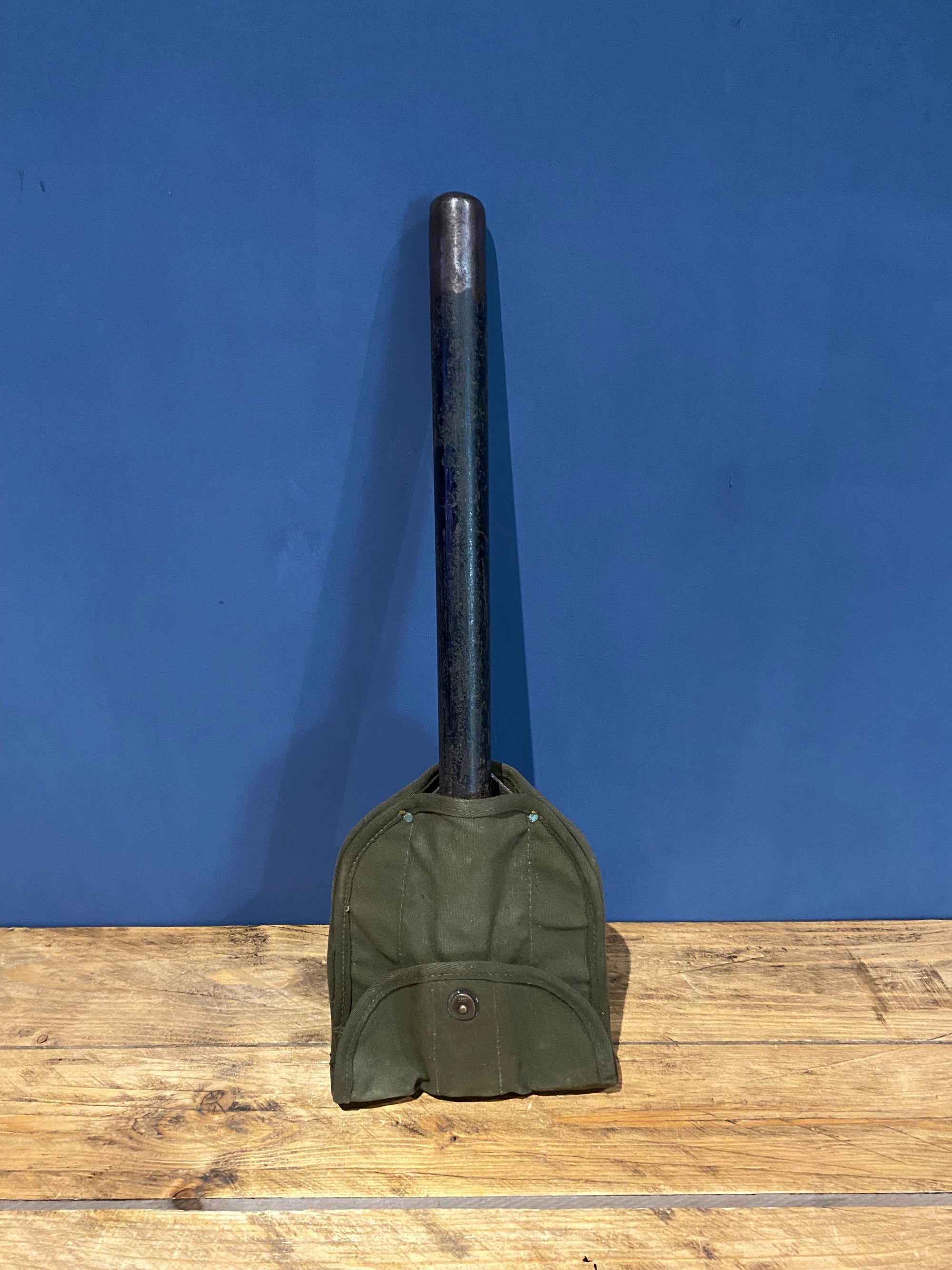 Military US Army , Ames 1945 Entrenching Tool / Shovel