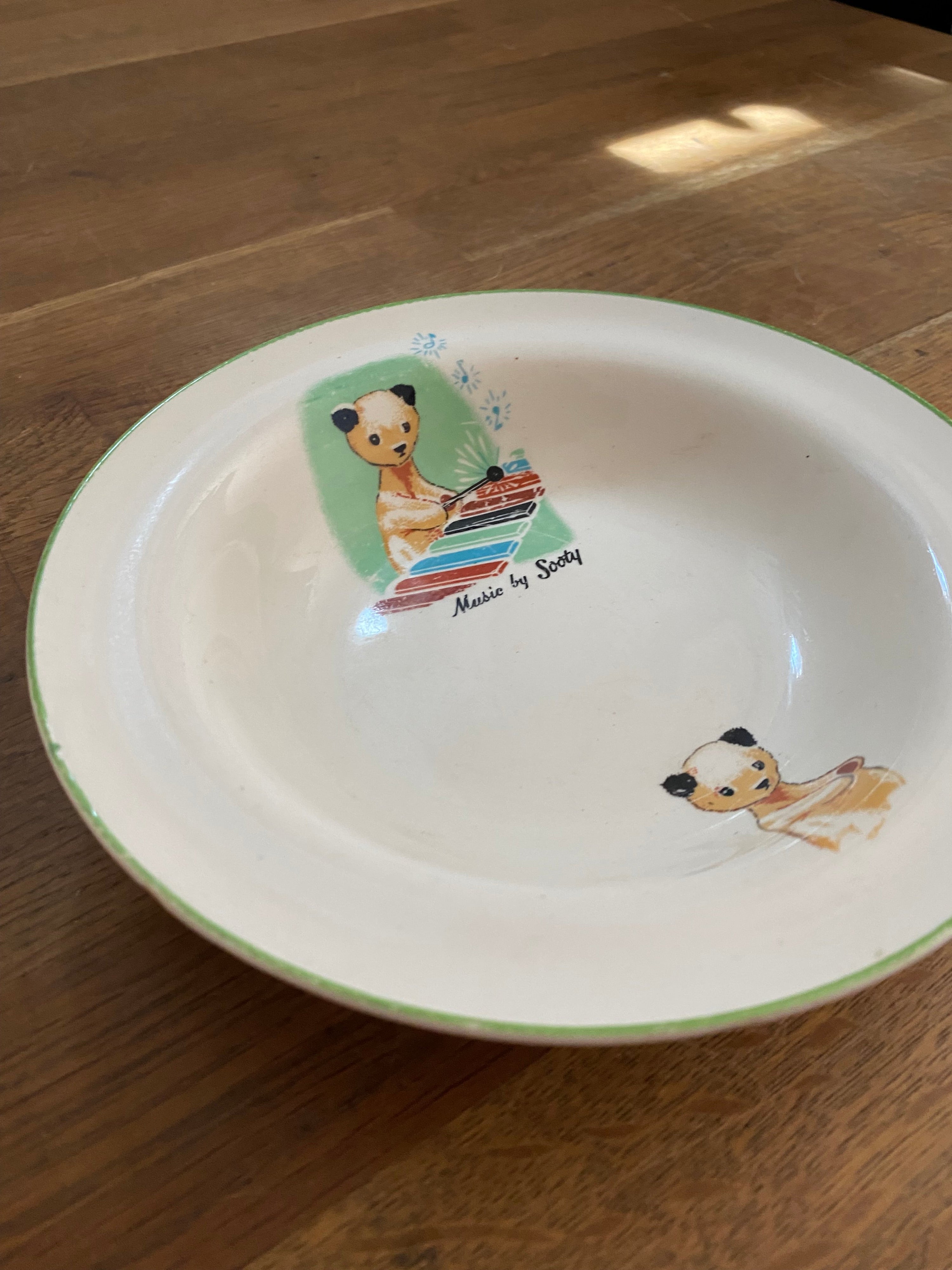 Vintage Keele St PTY , Sooty Bowl , Music By Sooty