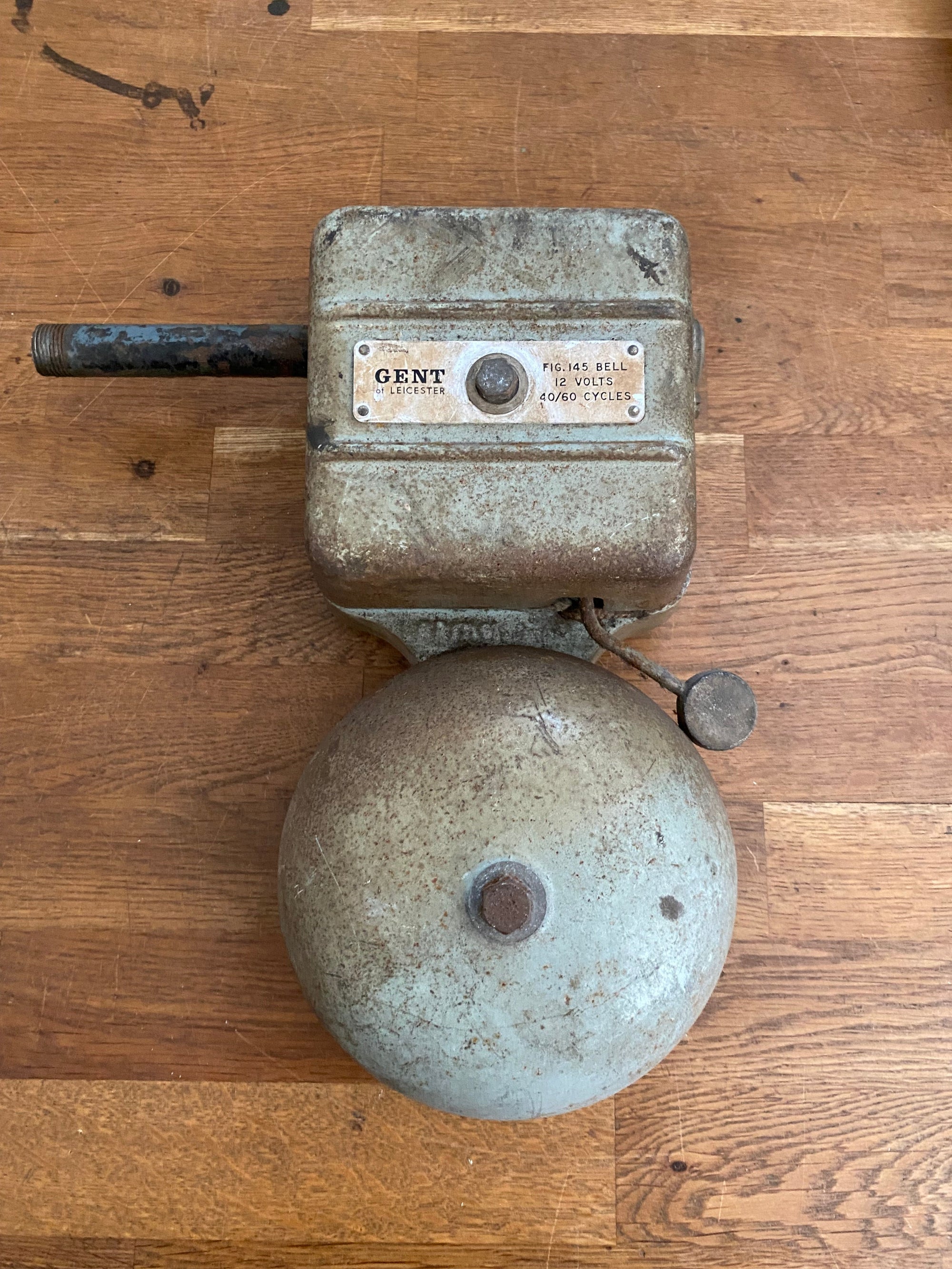 Vintage Gent Of Leicester Fig 145 Bell