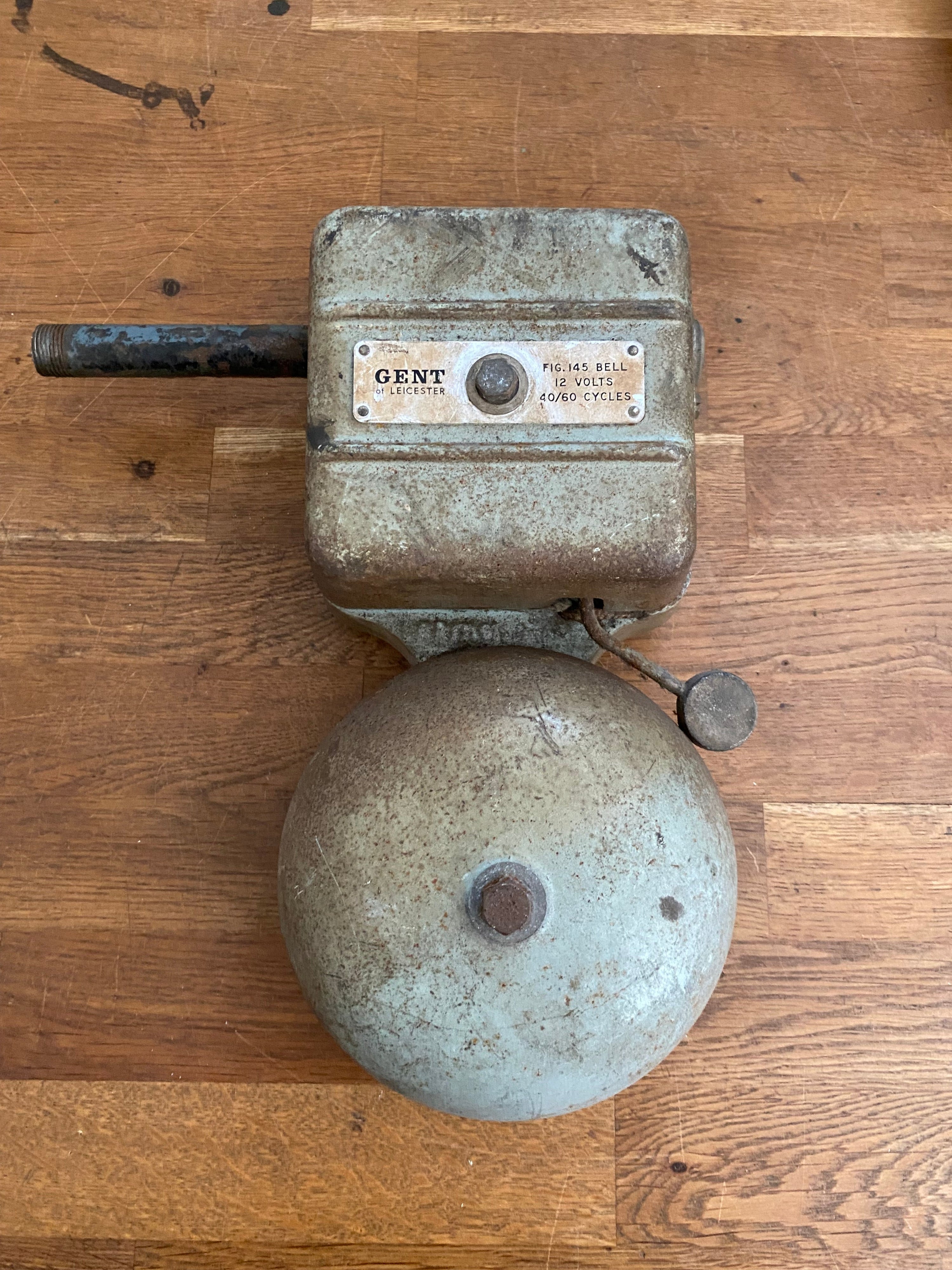 Vintage Gent Of Leicester Fig 145 Bell