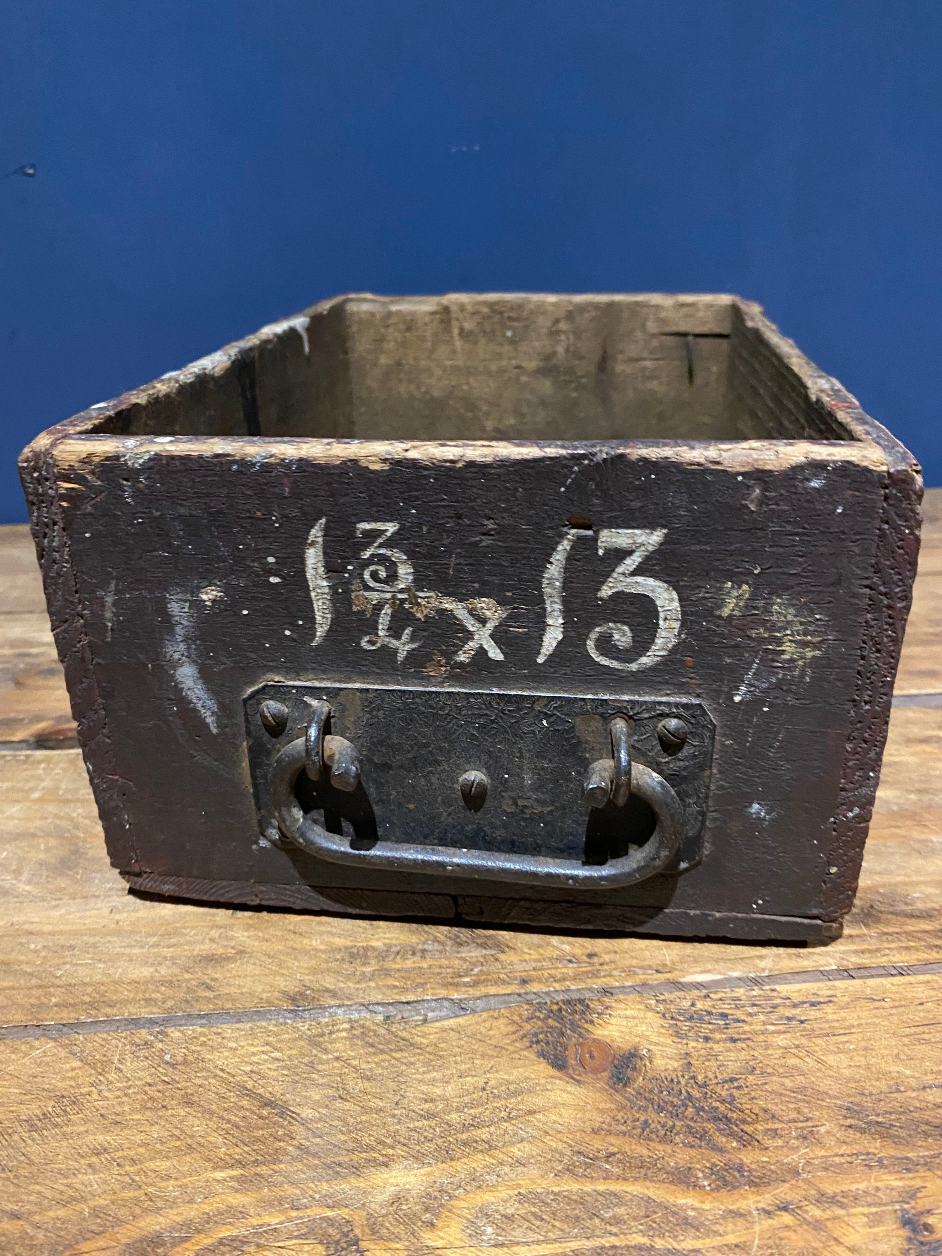 Antique Capewell Horseshoe Nail Crate/ Box