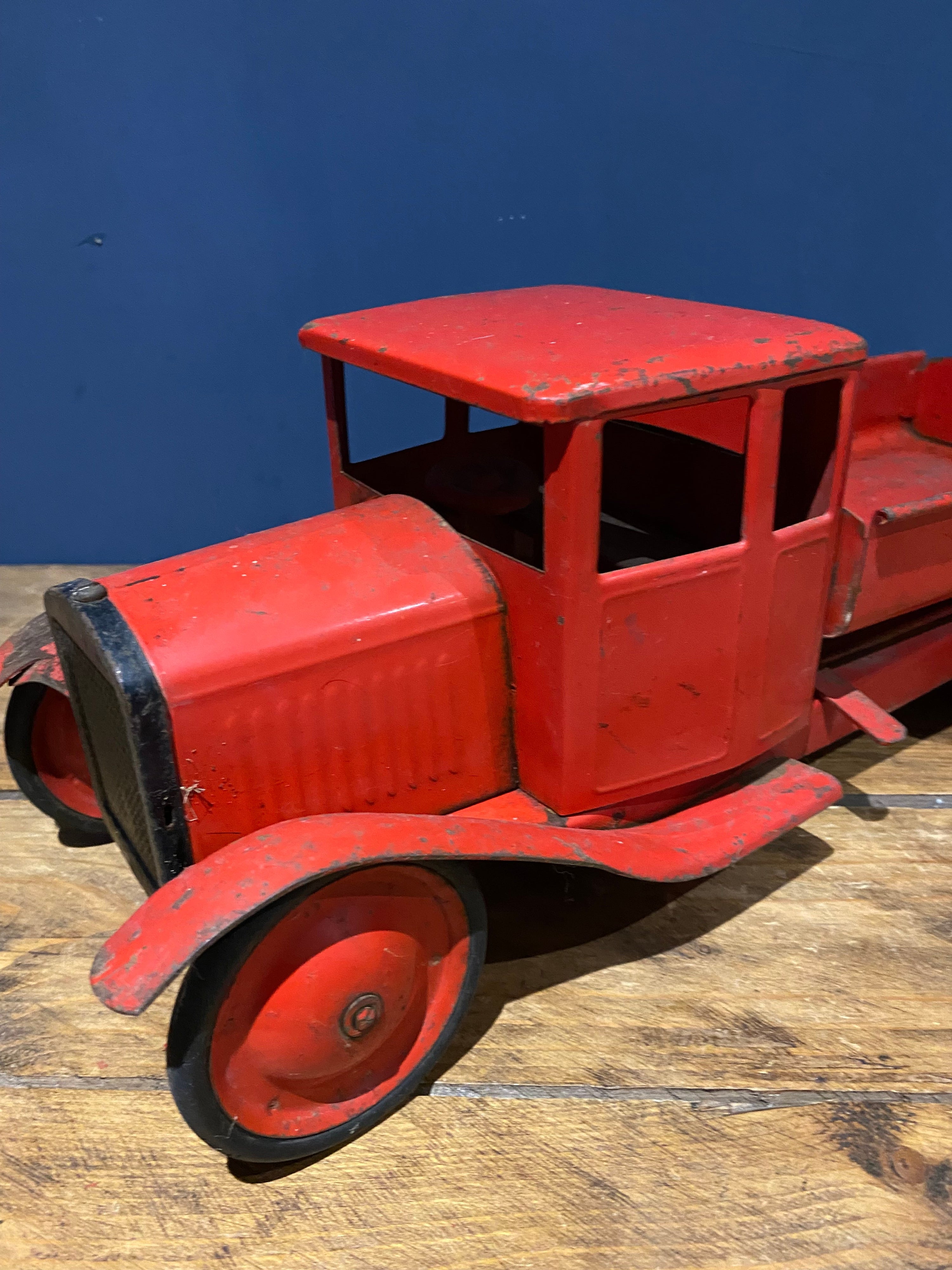 Early Triang Large Pressed Steel Tipper Truck , 1930’s