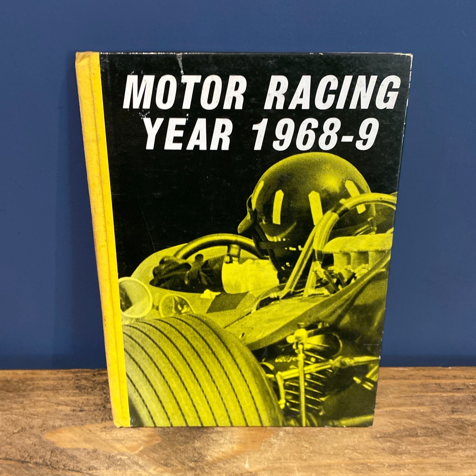 Motor Racing Year Book 1968-9, Motor Racing Magazine, HB