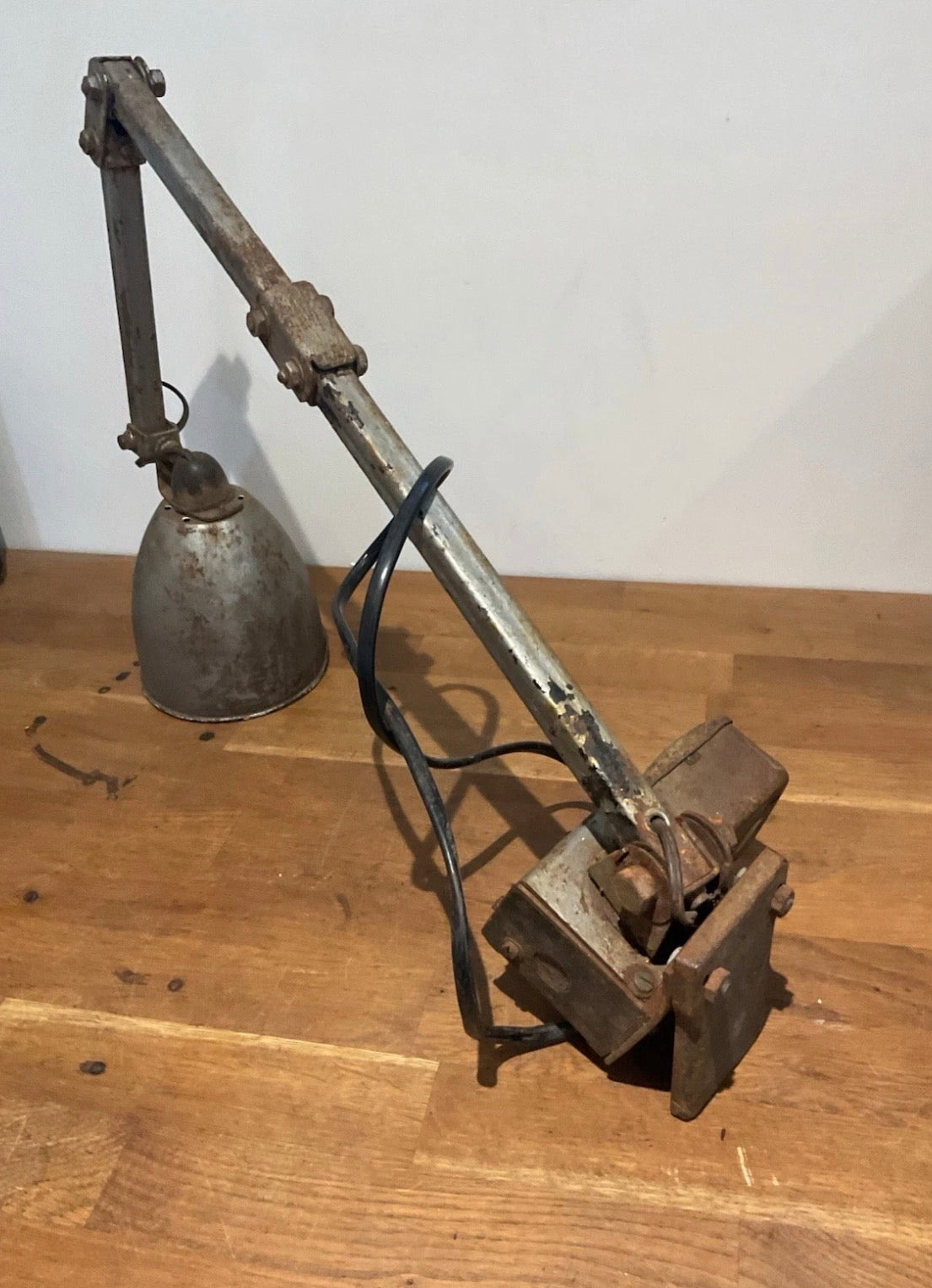 Vintage Industrial 3 Arm Machinists Engineers Bench Lamp / Light