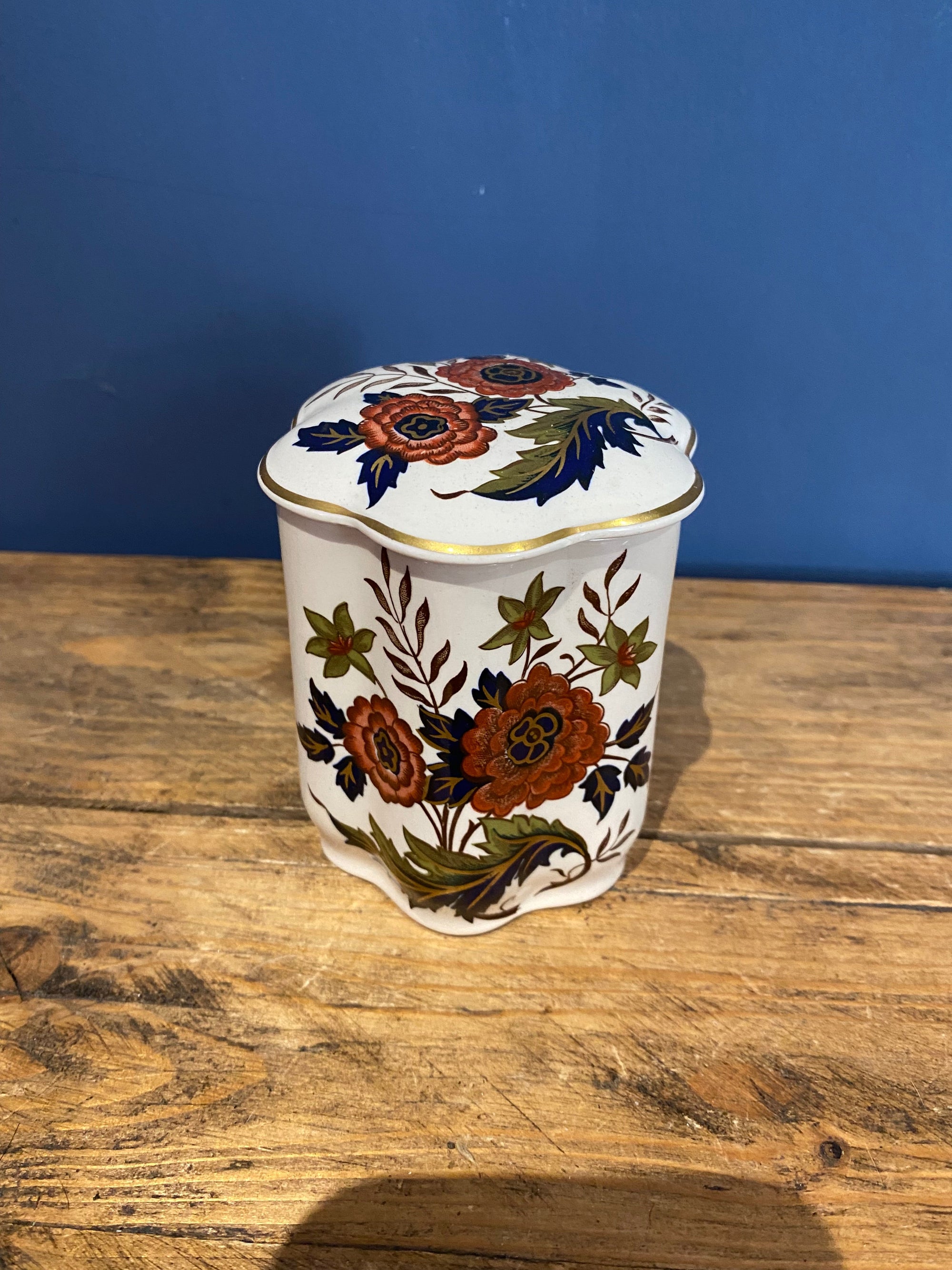 Royal Worcester, Palissy , Royale , Lidded Jar