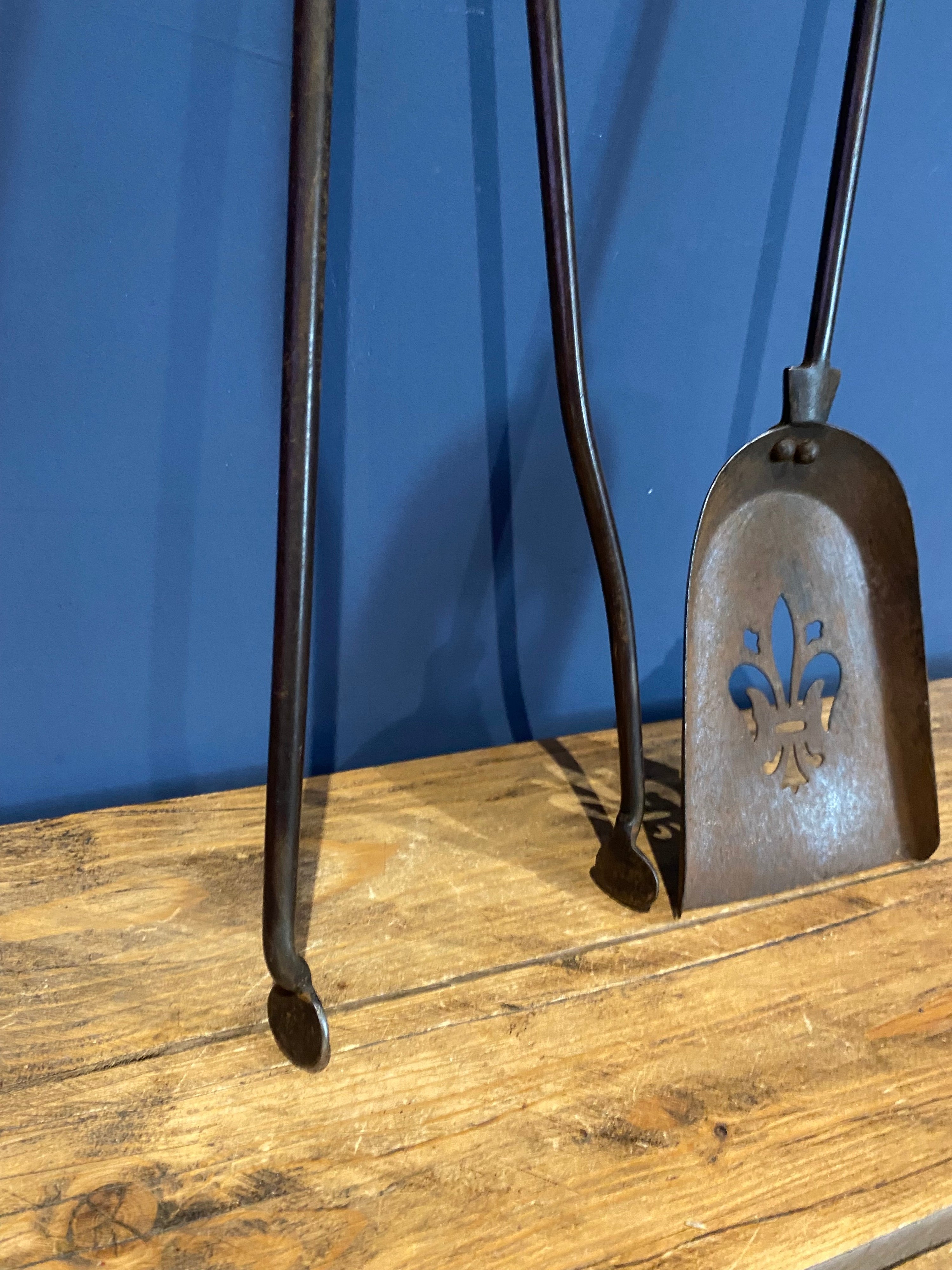Antique Fireside Tongs And Shovel/scoop