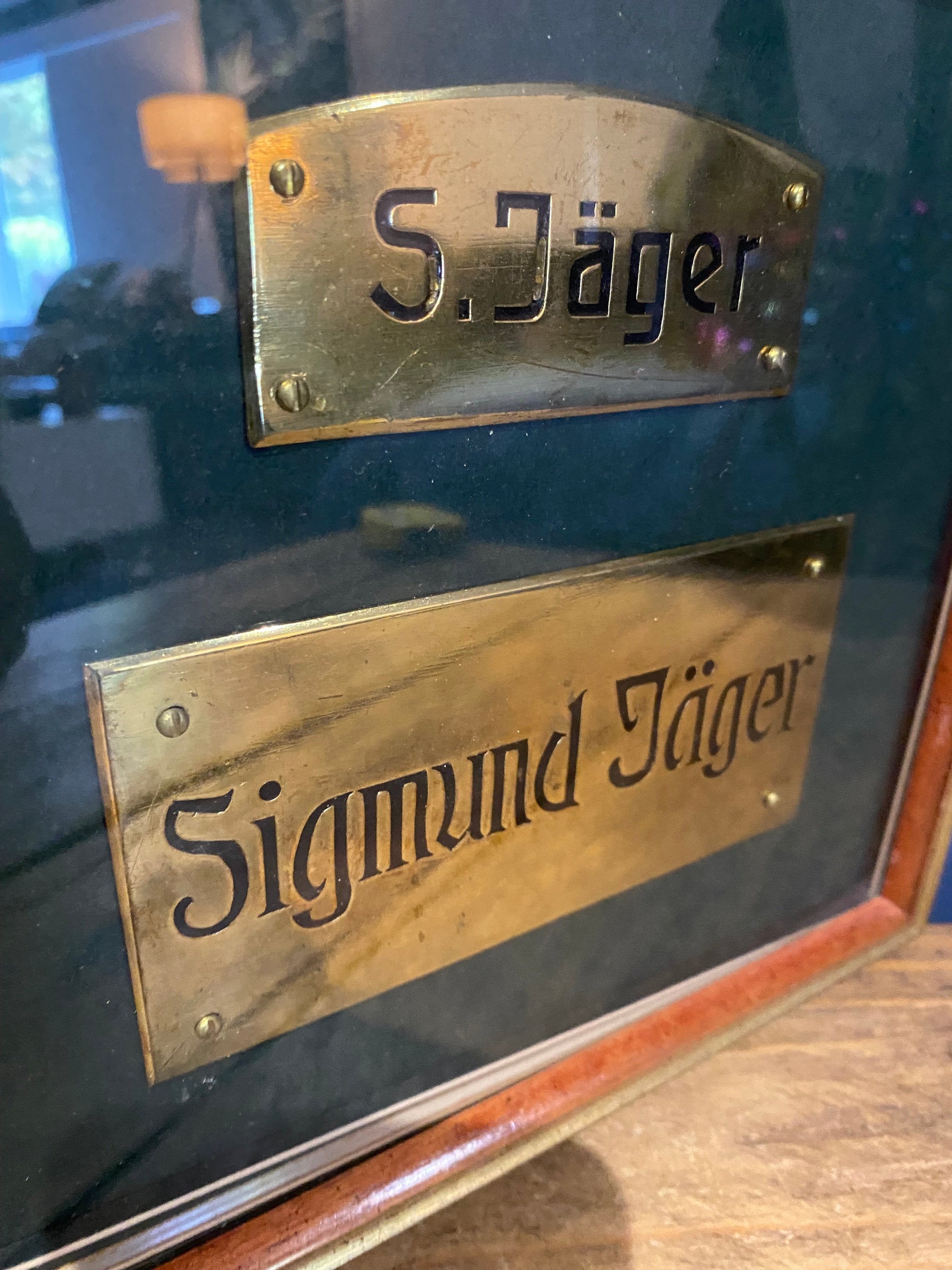 Vintage Framed Brass Plaques Of Sigmund Jager, Berlin 1938
