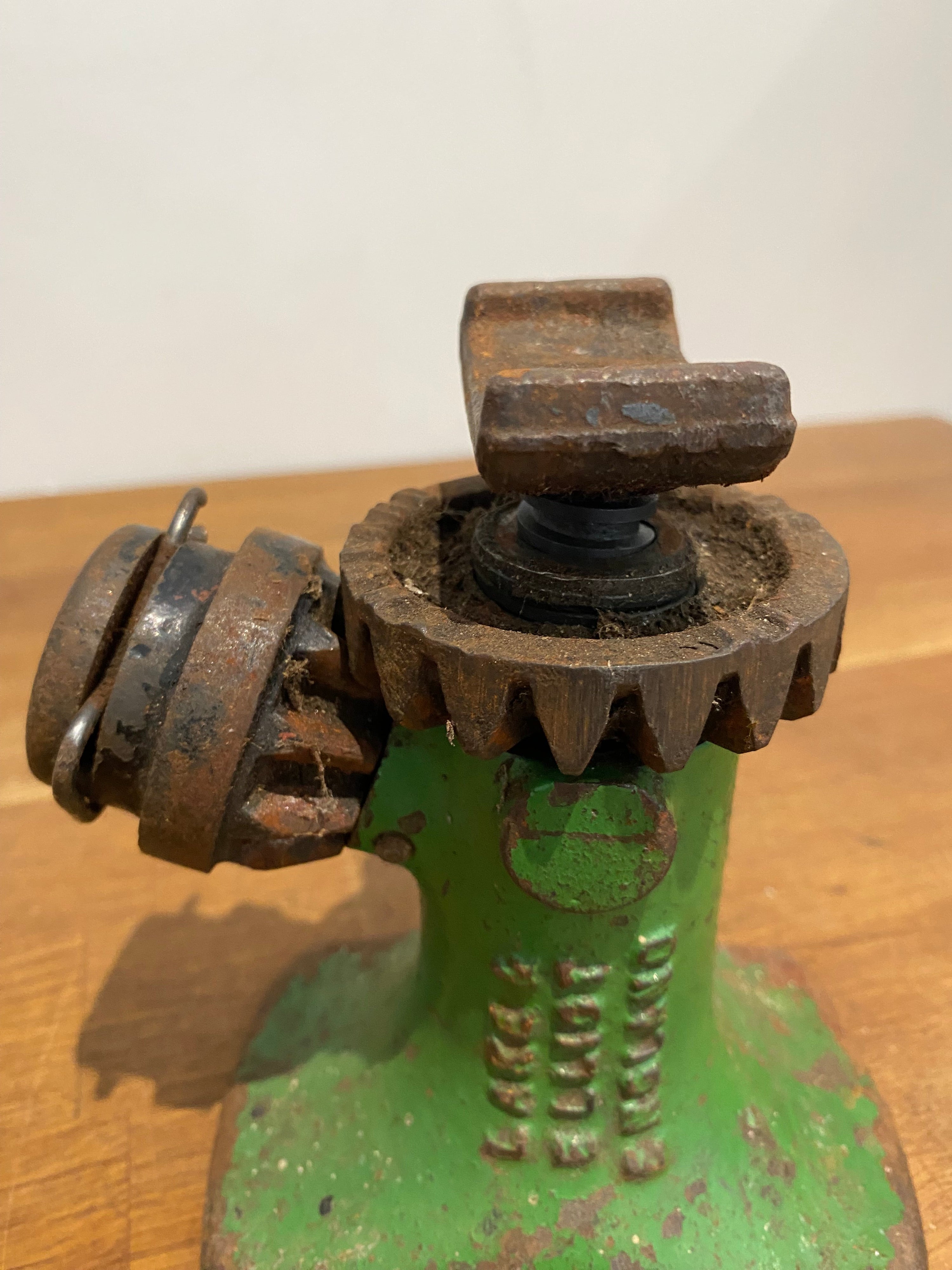 Vintage Lake & Elliot Car Jack , As Found But Not Seized