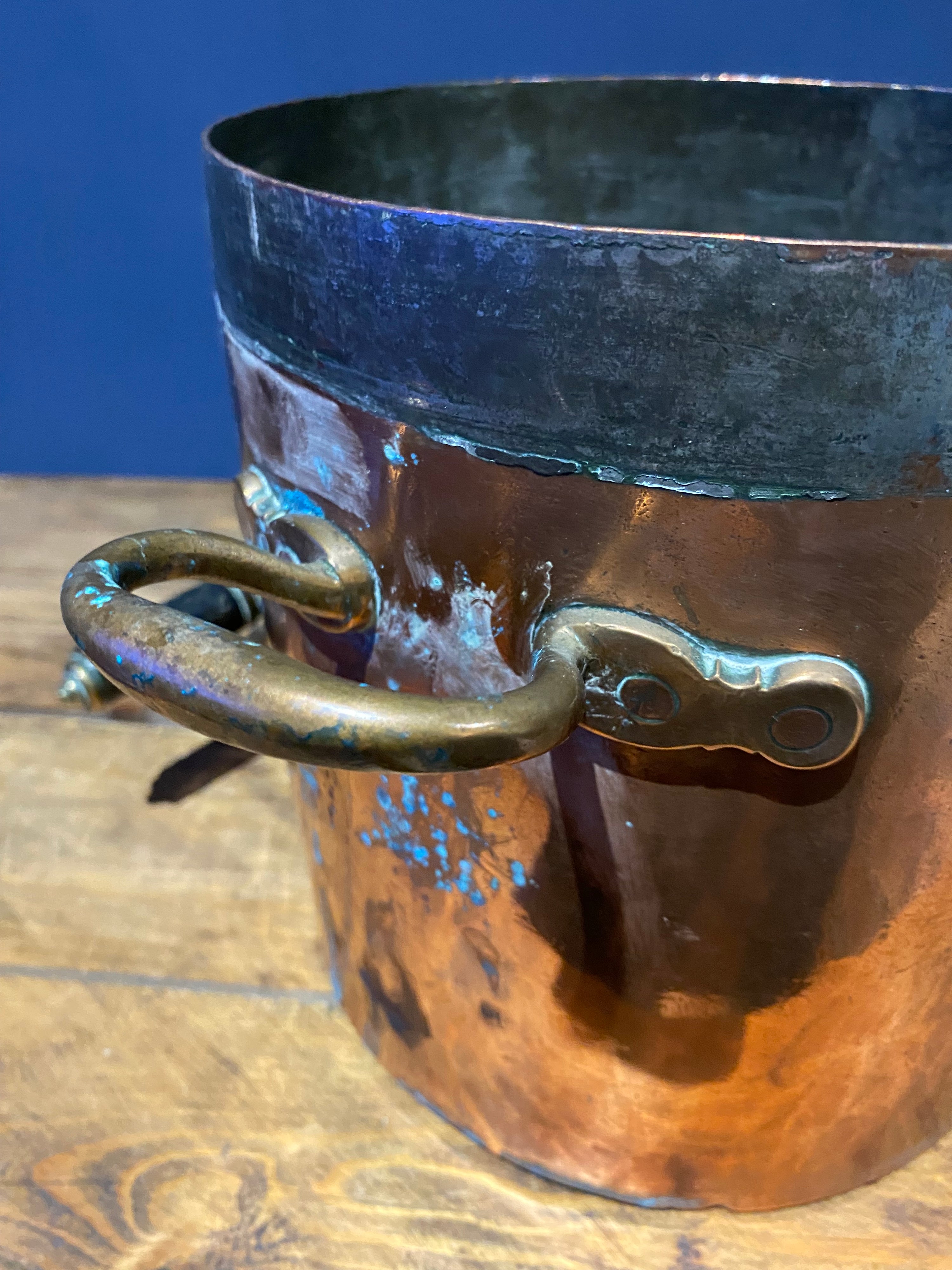 Large Heavy Antique Copper Water Urn , E.I.U.S.C. Stamped In It.