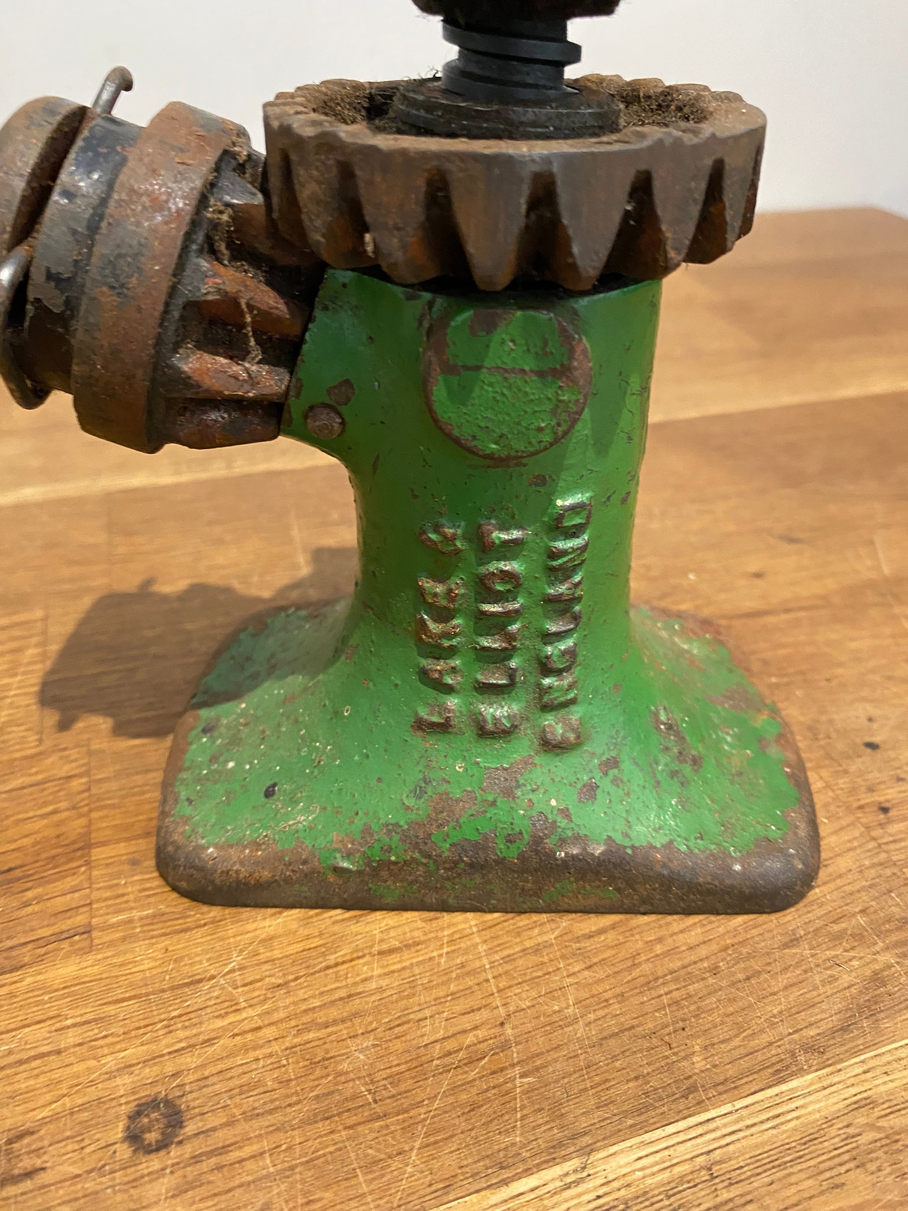 Vintage Lake & Elliot Car Jack , As Found But Not Seized
