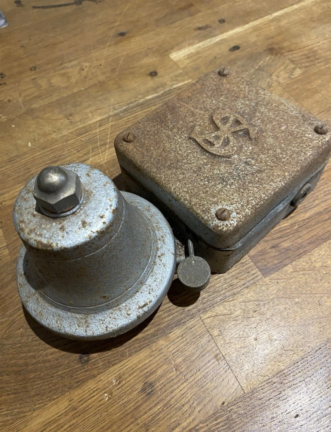 Vintage Bell , School Bell/factory Bell/ Fire Bell . Untested/ Non Working.