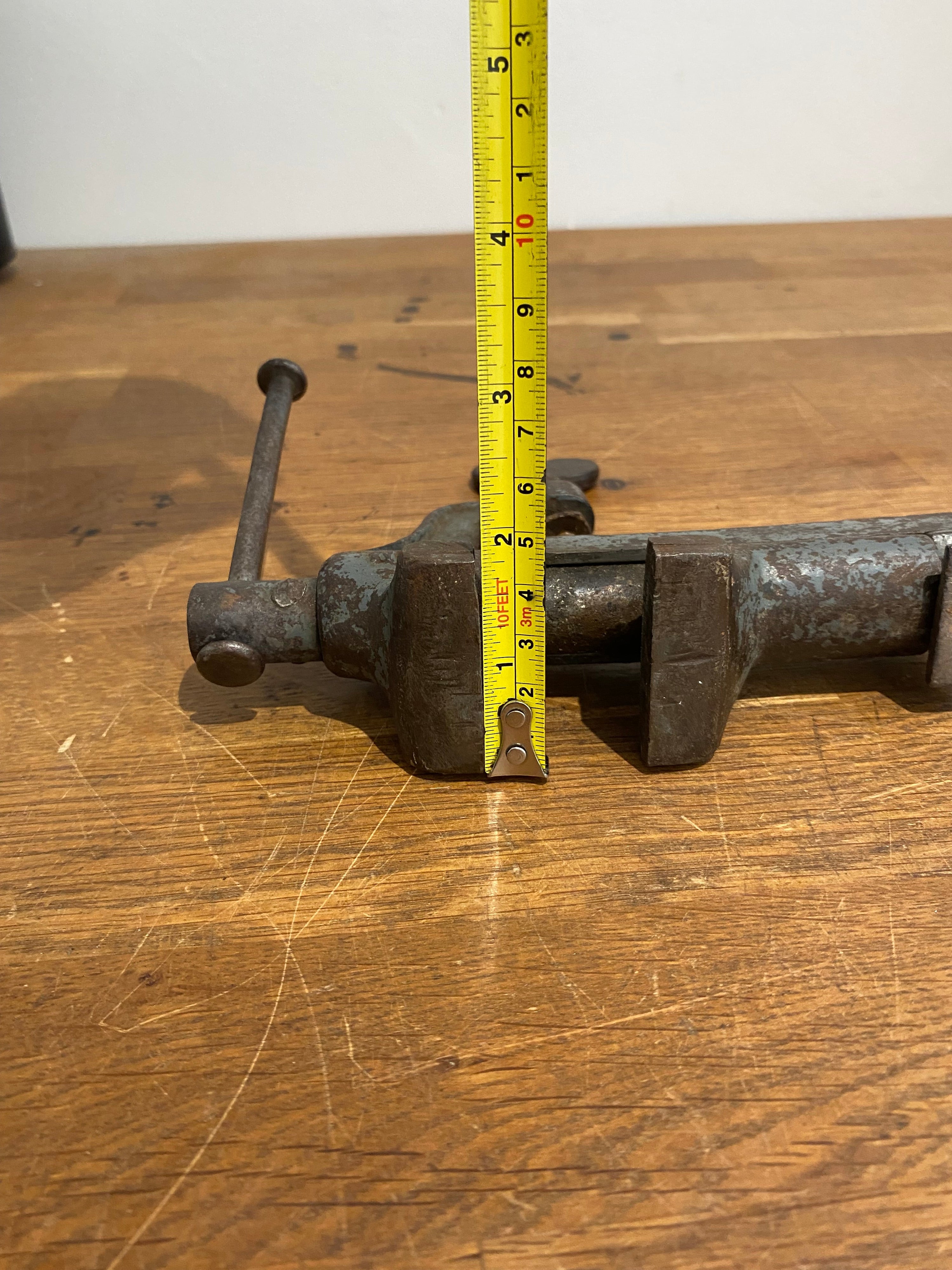 Vintage DRGM Engineers Vice , Watchmakers Vice Made In Germany.