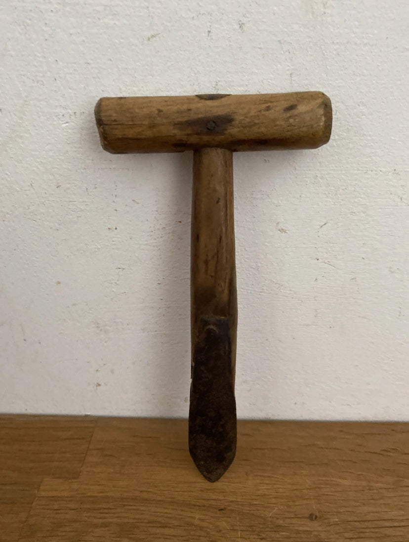 Vintage Small Garden Dibble, Garden Dibber, Hole Making Tool