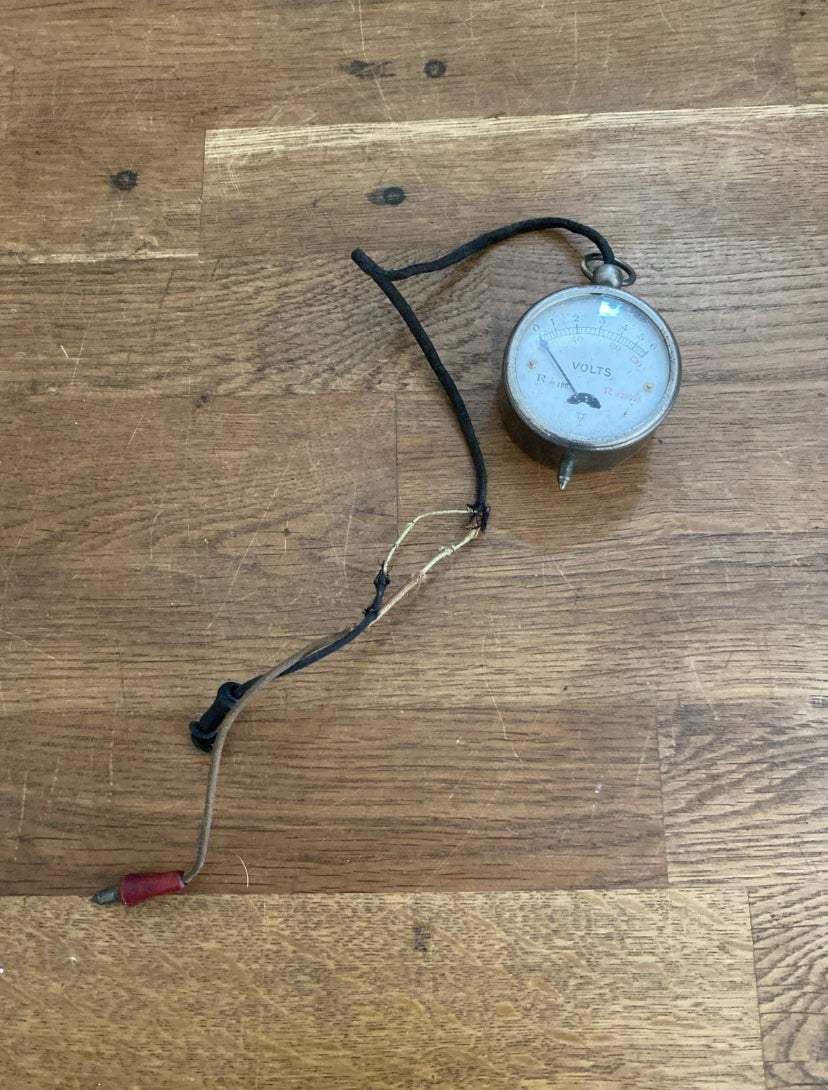 Vintage Pocket Volt Tester , Volt Meter