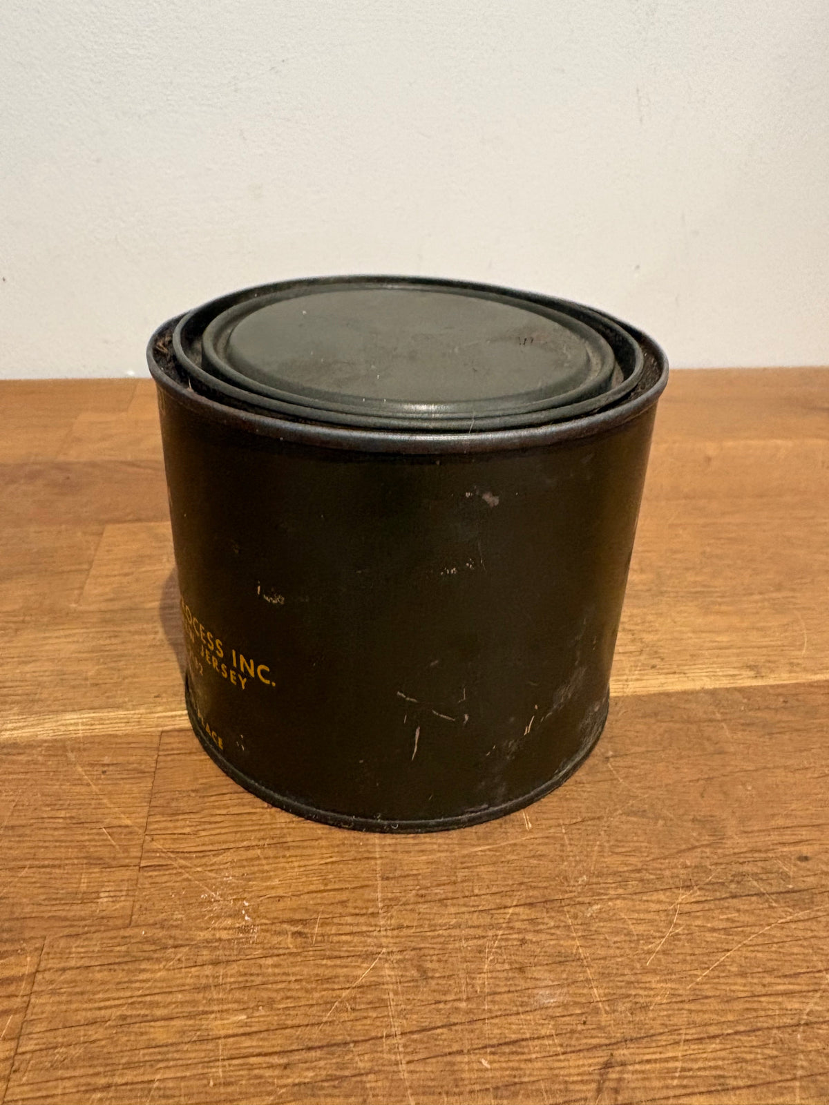 Vintage 1972 US Petrolatum Technical Can Octagon Process Inc , S-743. Motoring