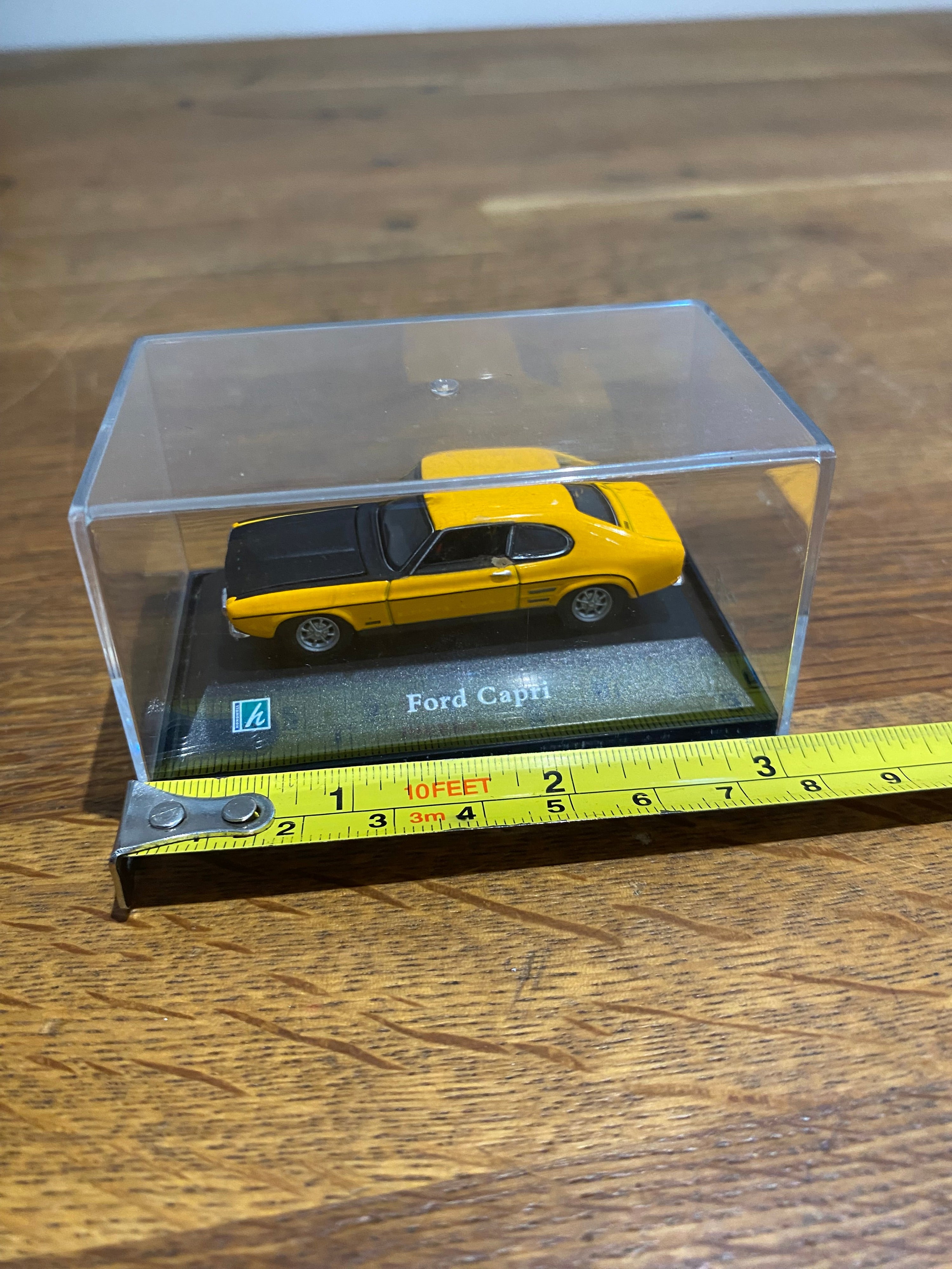 Hongwell Ford Capri model 1-72 scale.