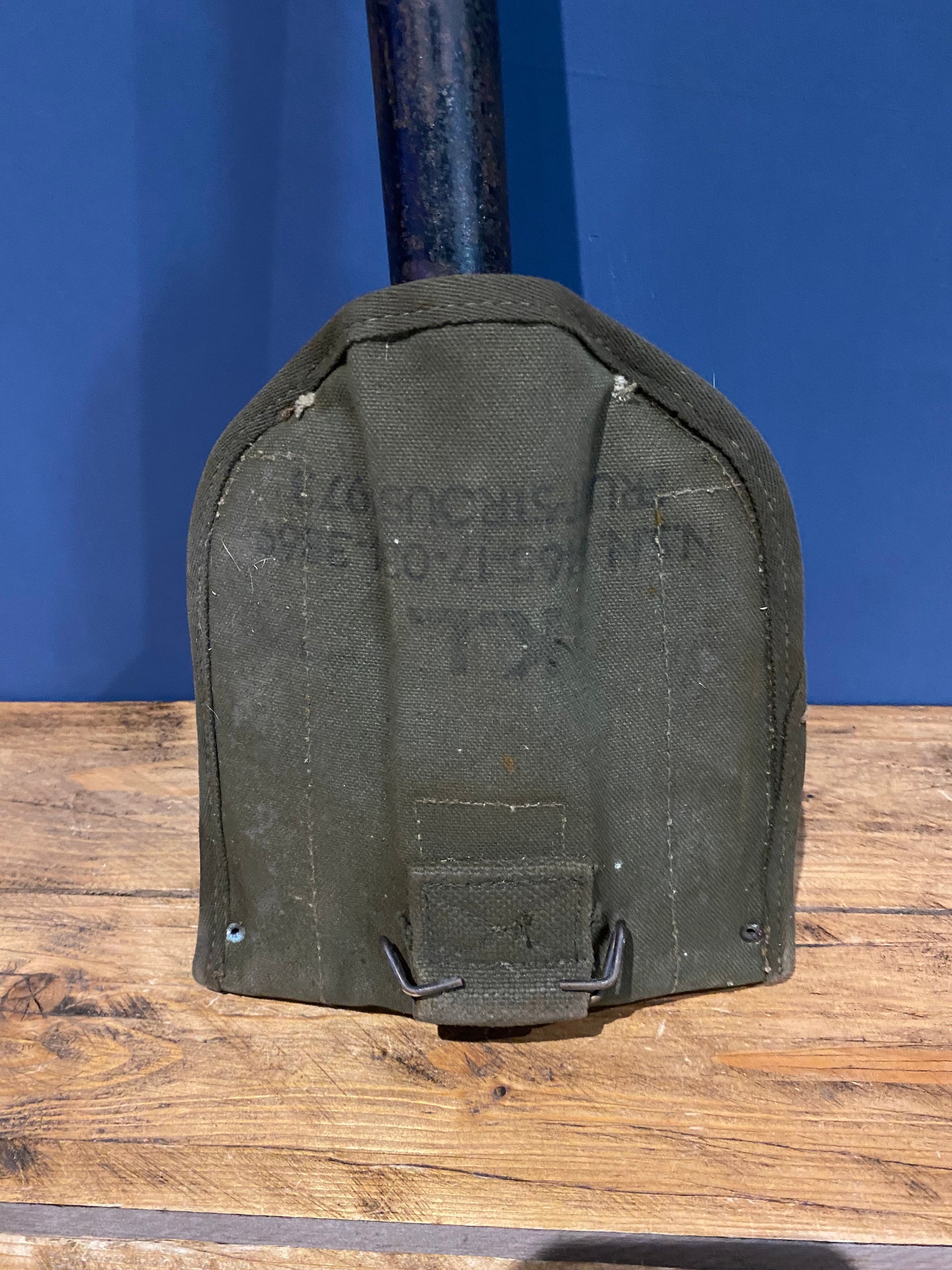 Military US Army , Ames 1945 Entrenching Tool / Shovel