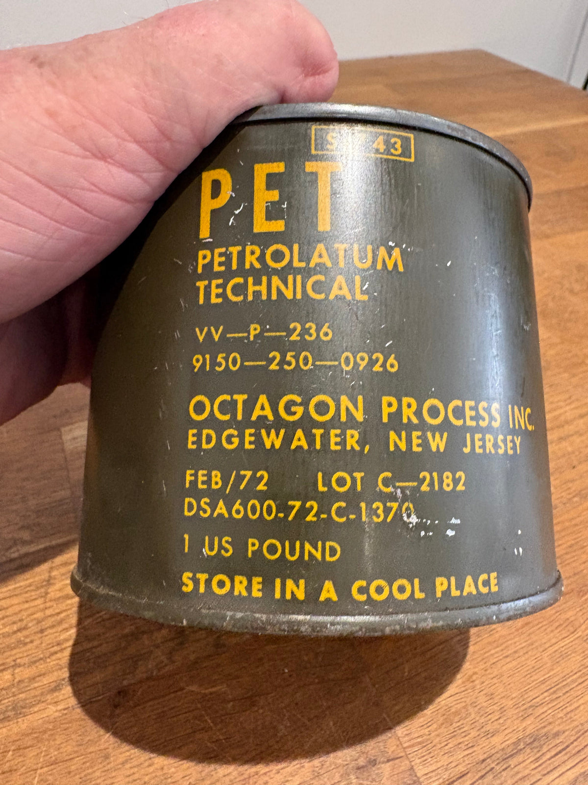 Vintage 1972 US Petrolatum Technical Can Octagon Process Inc , S-743. Motoring