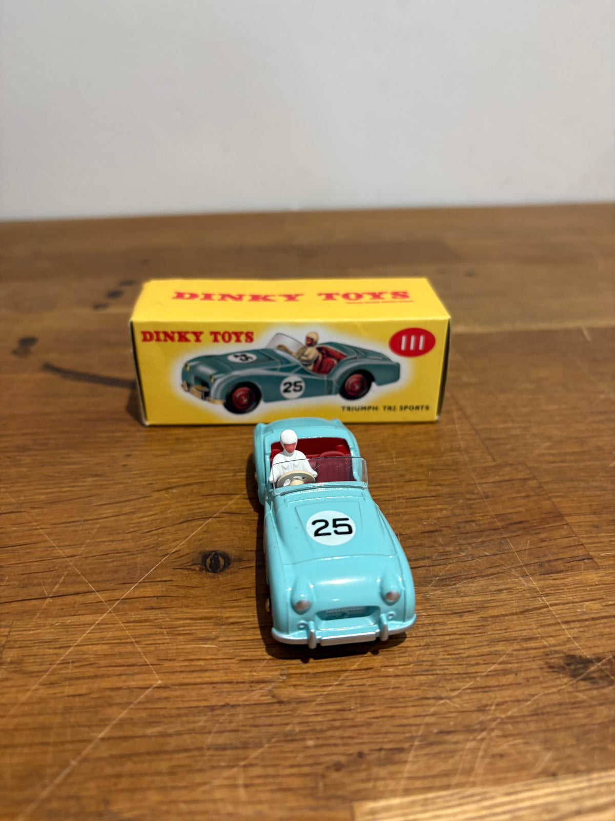 Dinky Toys 111 Triumph TR2 Sports Atlas