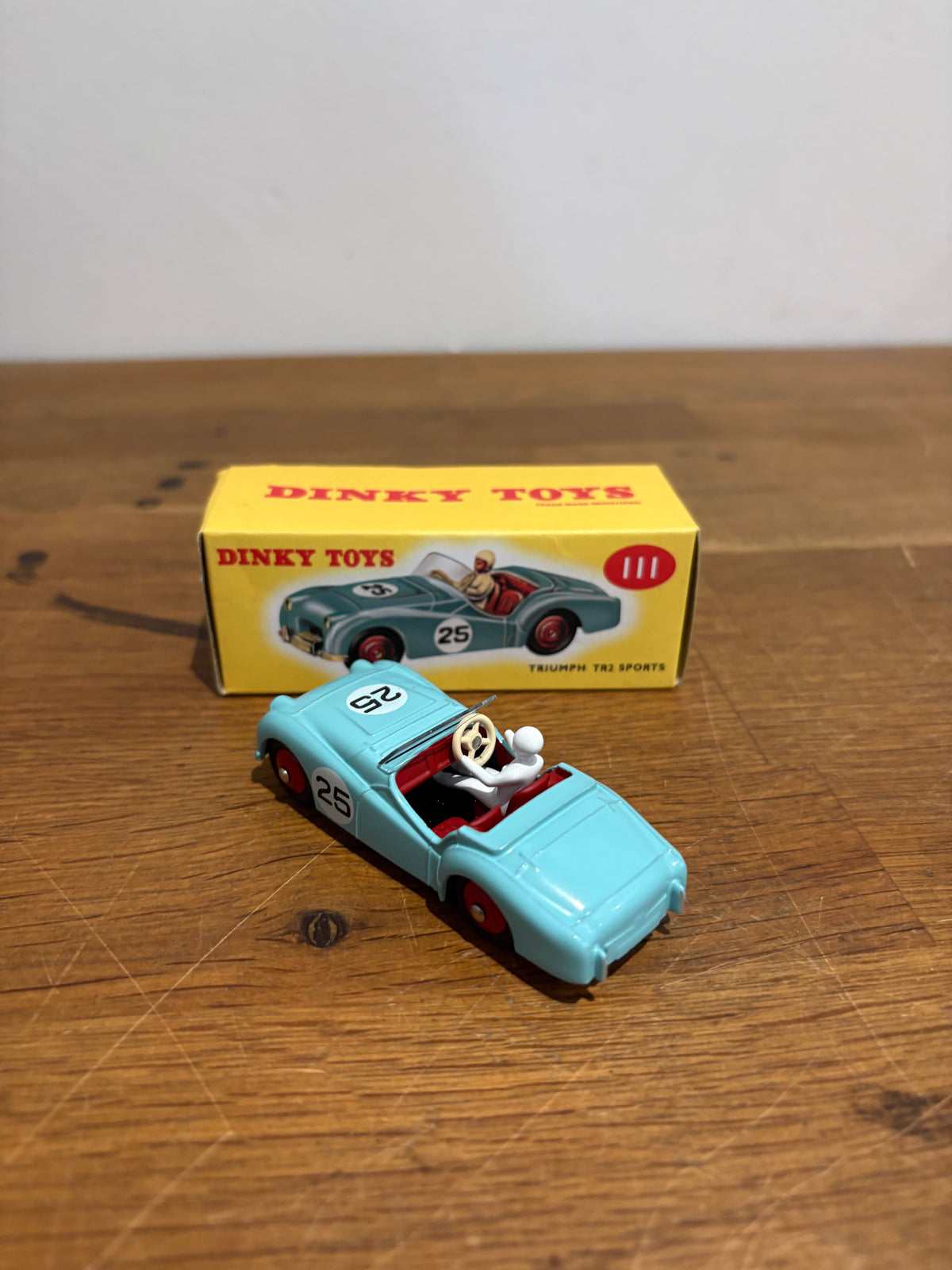 Dinky Toys 111 Triumph TR2 Sports Atlas