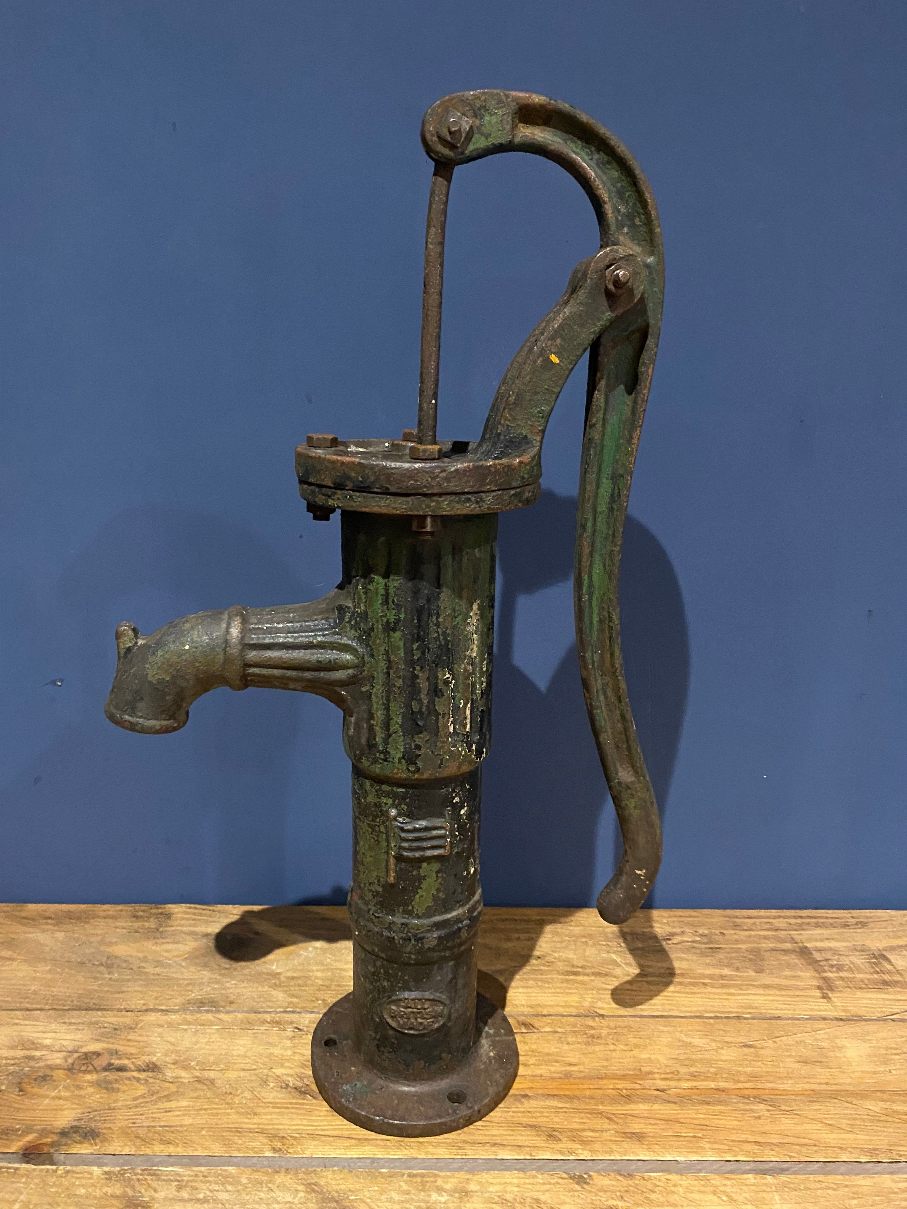 Antique Victorian Cast Iron Water Pump / Garden Architecture