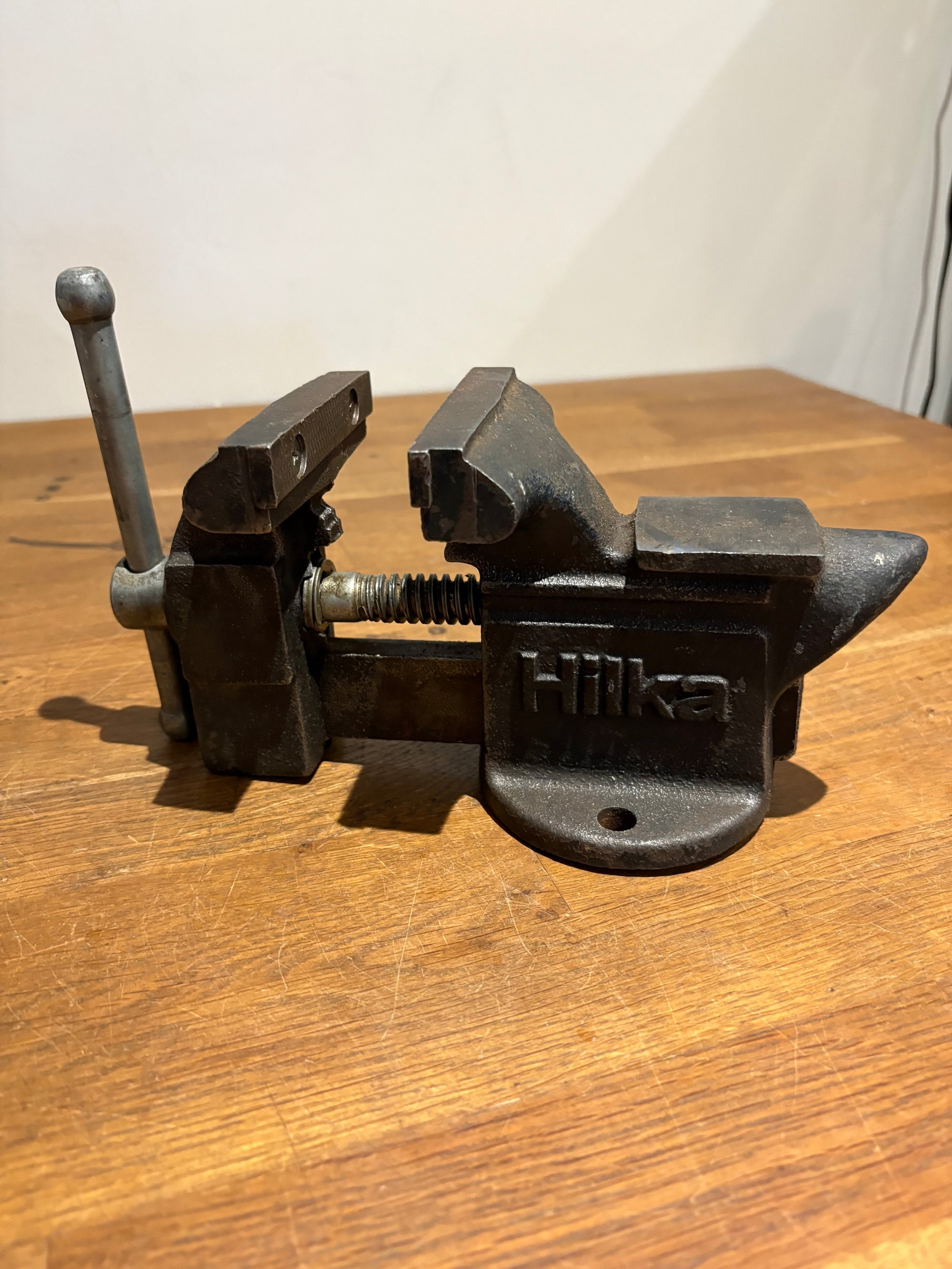 Vintage Hilka Bench Vice , 3.5” Jaws , Made In Japan