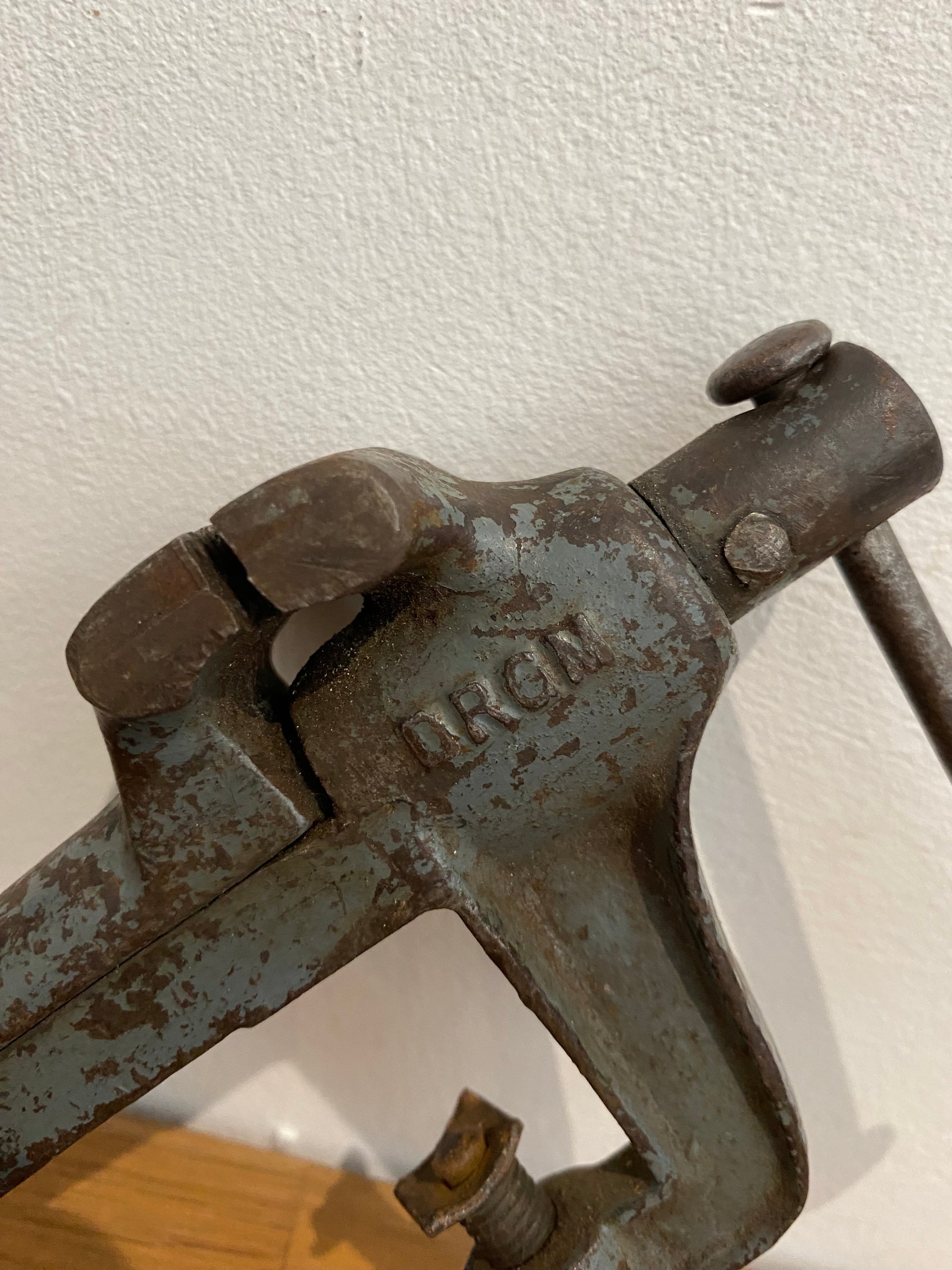 Vintage DRGM Engineers Vice , Watchmakers Vice Made In Germany.