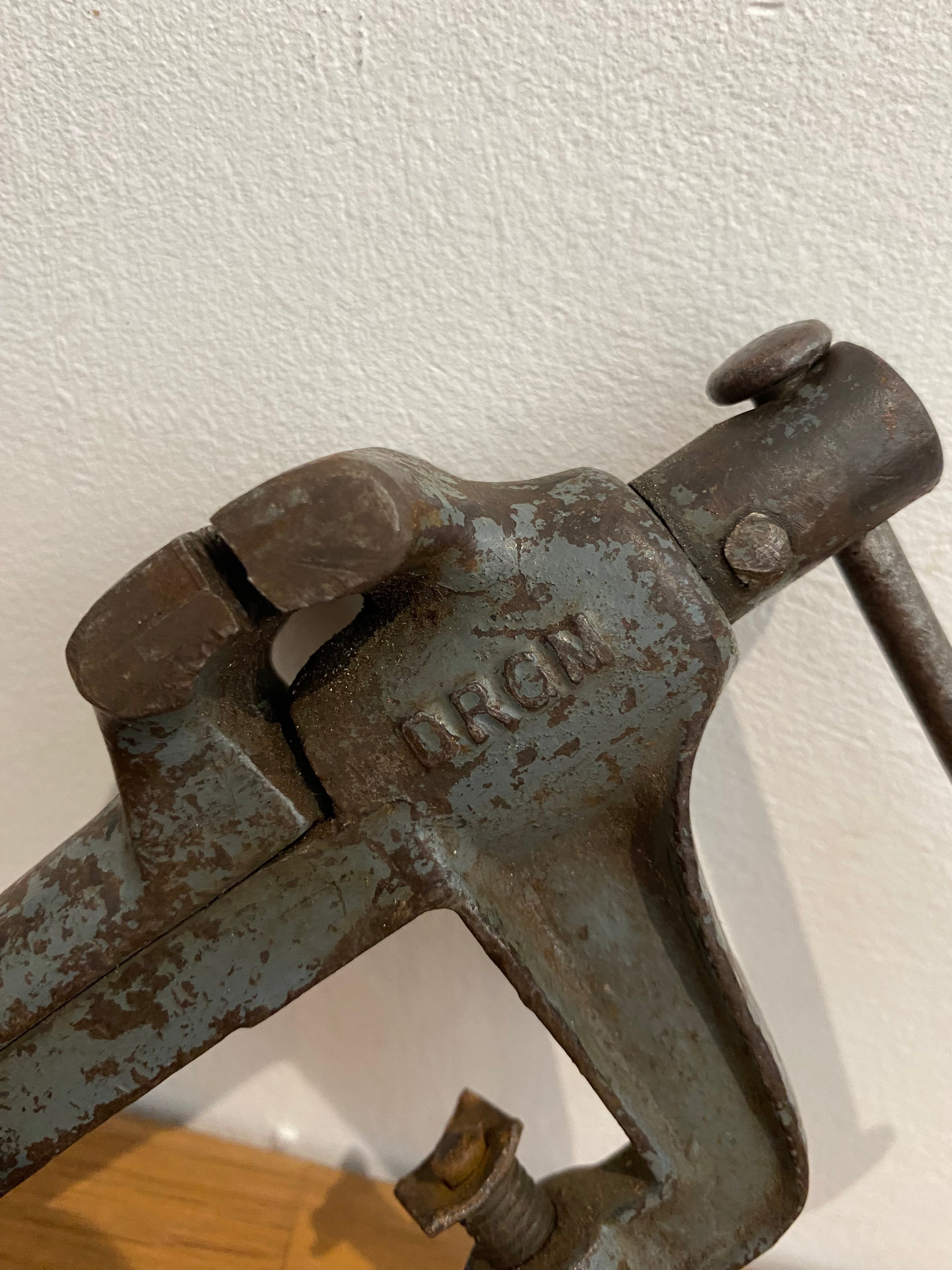 Vintage DRGM Engineers Vice , Watchmakers Vice Made In Germany.