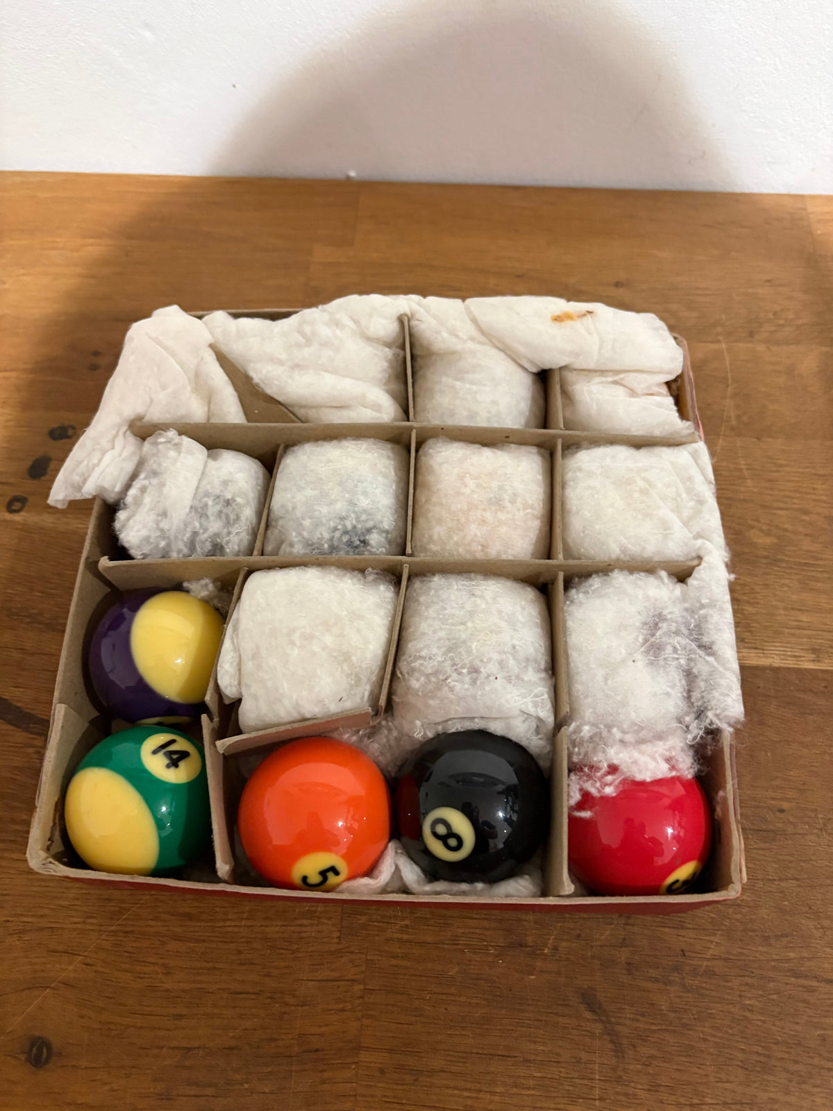 Vintage Vitalite Pool Ball Set , 1.7/8 Size .