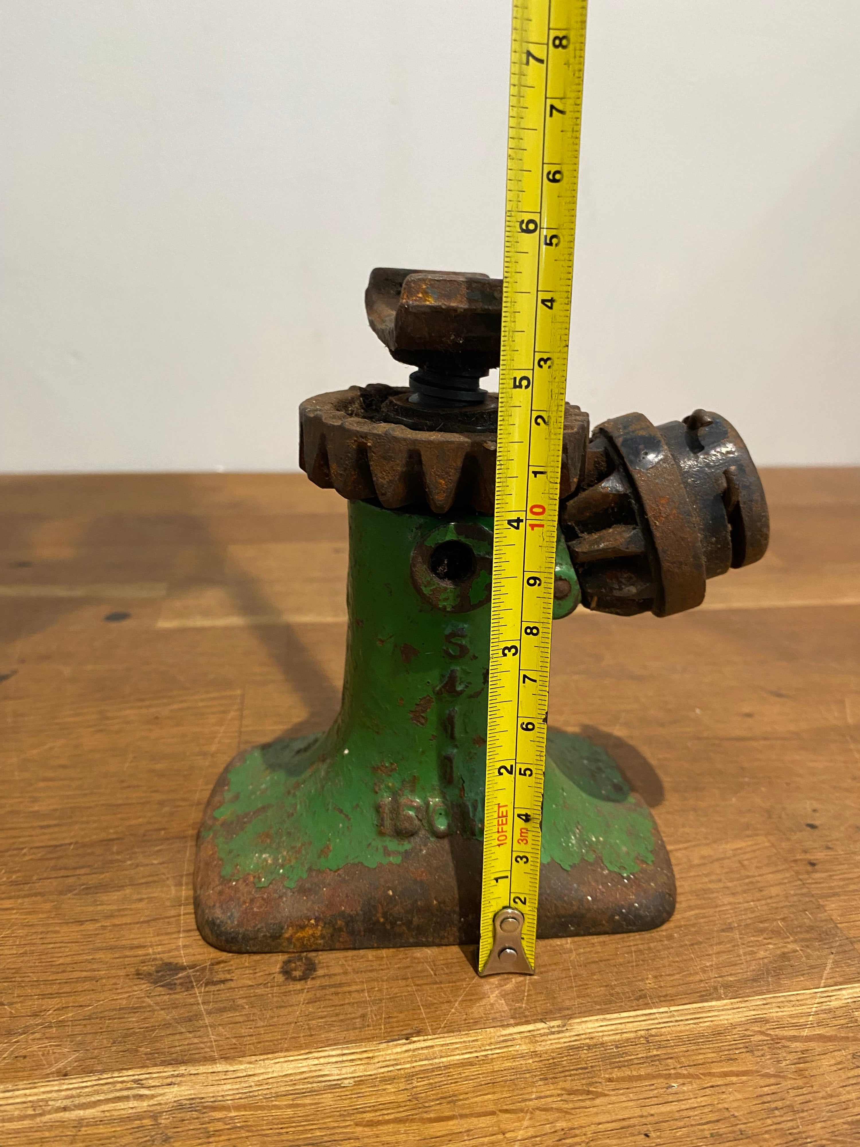 Vintage Lake & Elliot Car Jack , As Found But Not Seized